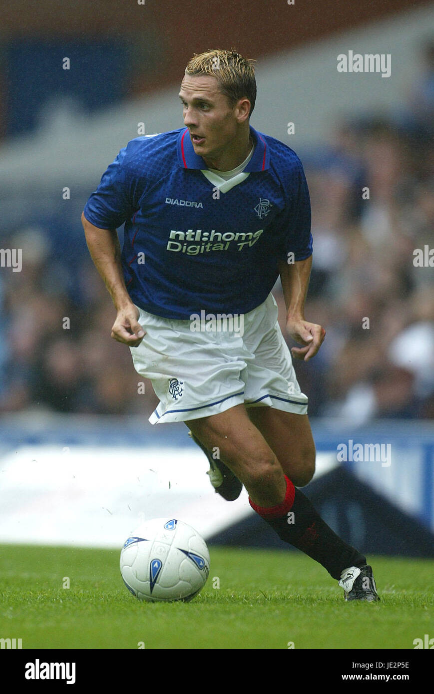 PETER LOVENKRANDS Glasgow Rangers FC 27 Luglio 2002 Foto Stock