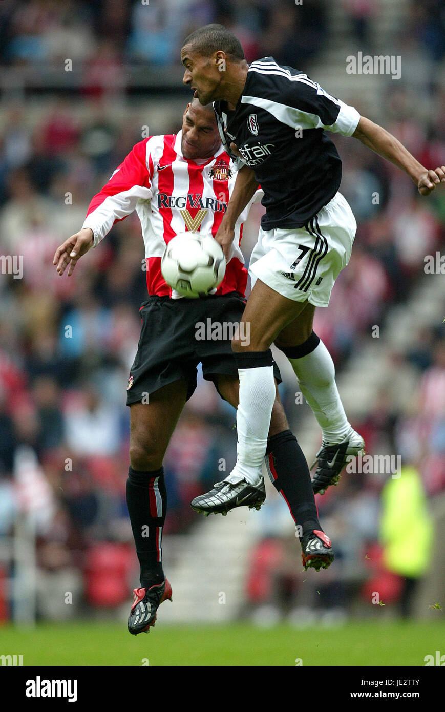 PHIL BABB & Steve MARLET SUNDERLAND V FULHAM STADIO DELLA LUCE SUNDERLAND INGHILTERRA 14 Settembre 2002 Foto Stock