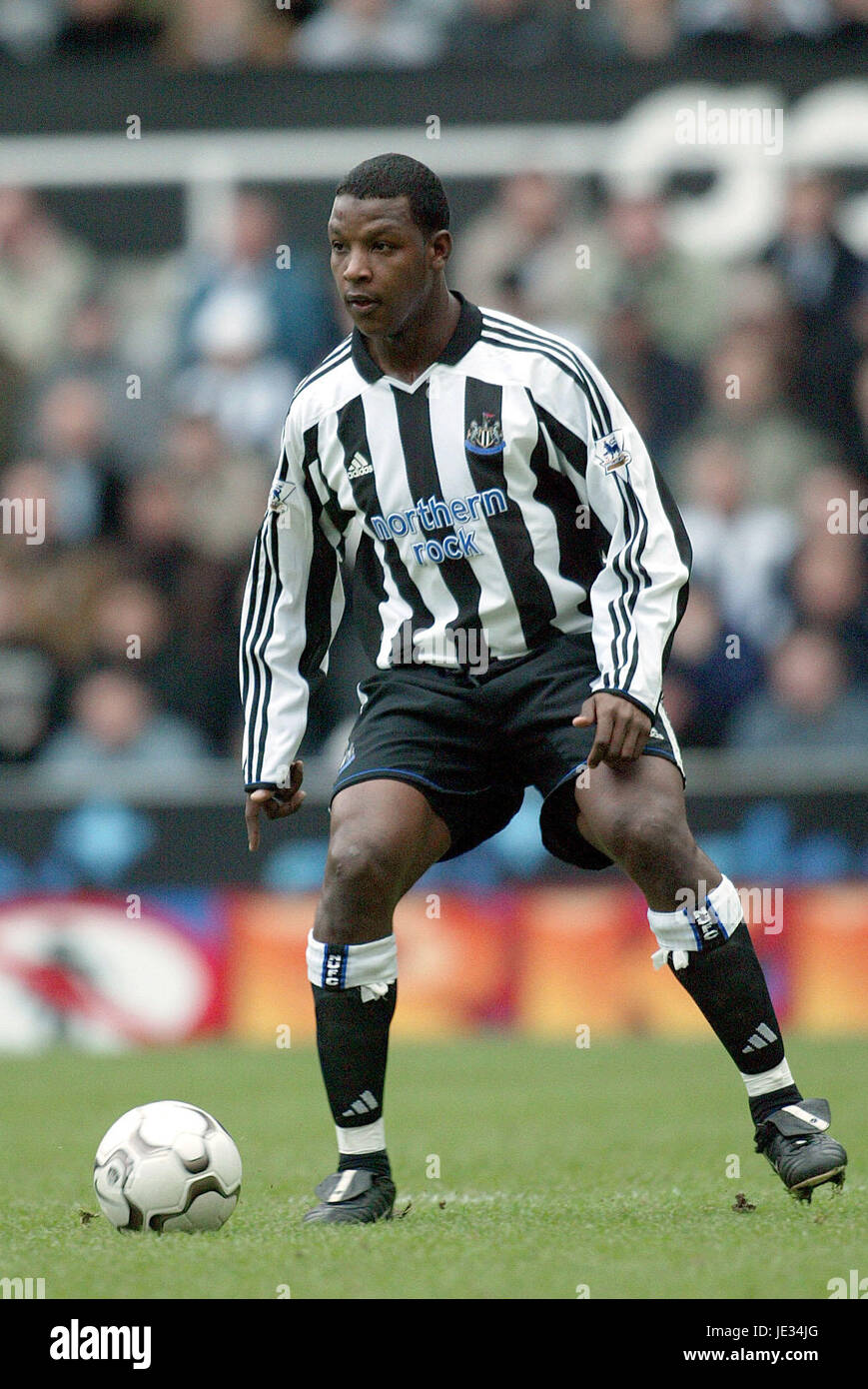 TITUS BRAMBLE Newcastle United FC St James Park Newcastle Inghilterra 06 Dicembre 2003 Foto Stock