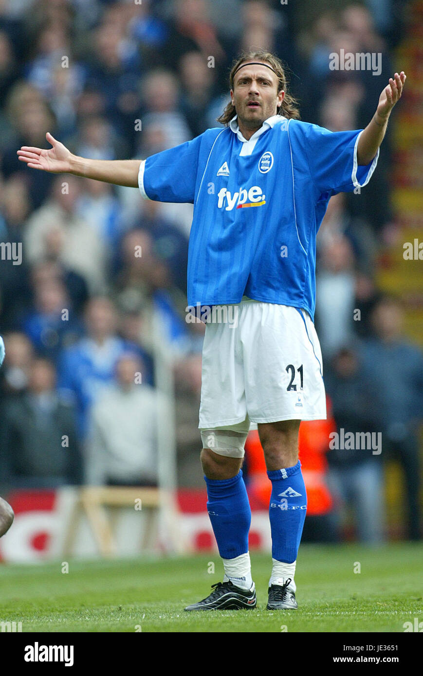 CHRISTOPHE DUGARRY Birmingham City FC ST ANDREWS Birmingham Inghilterra 19 Ottobre 2003 Foto Stock