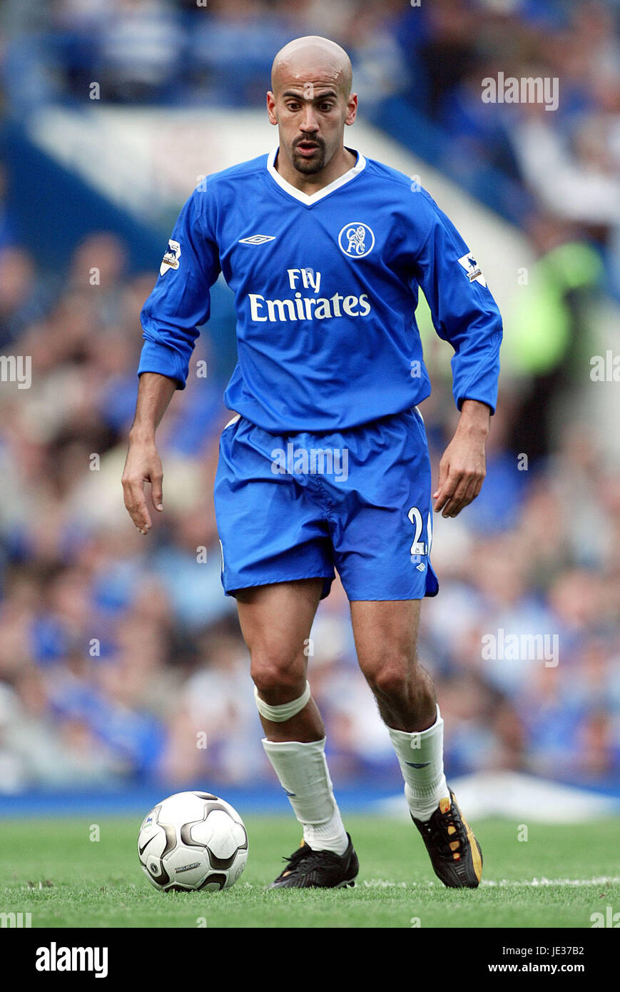 JUAN SEBASTIAN VERON Chelsea FC STAMFORD BRIDGE CHELSEA Londra Inghilterra 27 Settembre 2003 Foto Stock