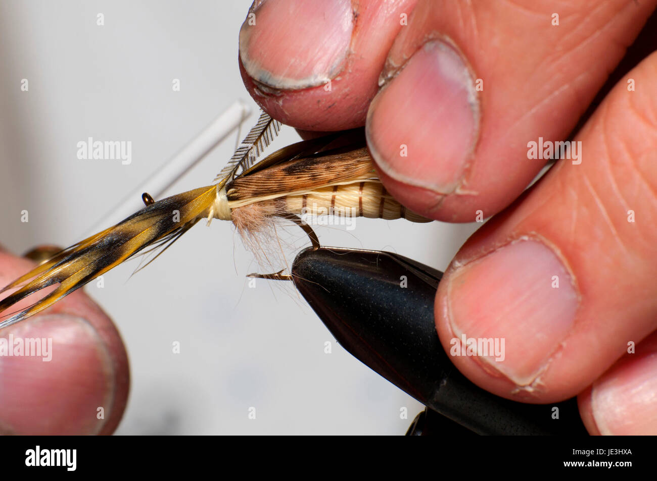 Fly-legatura tramoggia modello fly, Northwest Fly Tyer & Fly Fishing Expo, Oregon Foto Stock