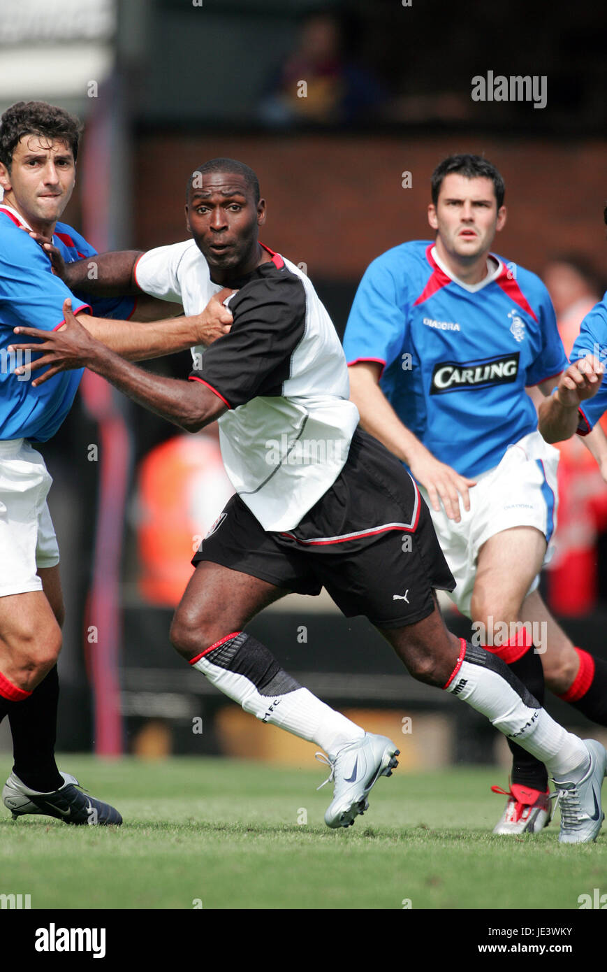 ANDY COLE Fulham FC Craven Cottage FULHAM INGHILTERRA 24 Luglio 2004 Foto Stock