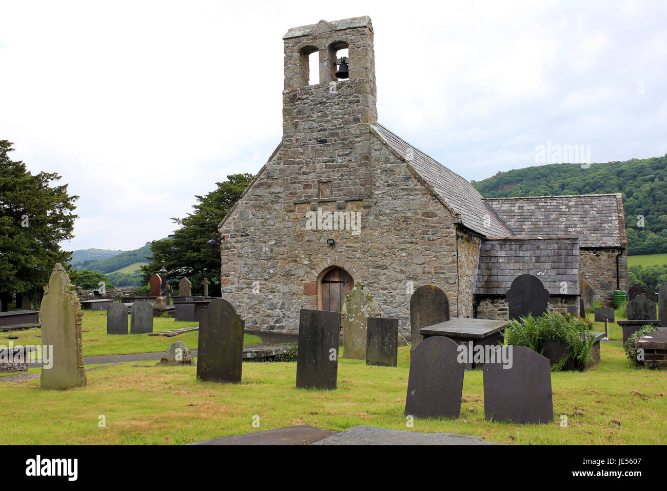 La chiesa medievale di St Mary's, Caerhun, Galles Foto Stock