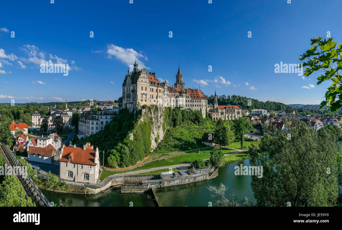 Sigmaringen Castle, Danubio superiore natura park, Sveve Baden Wurttemberg, Germania, Europa Foto Stock