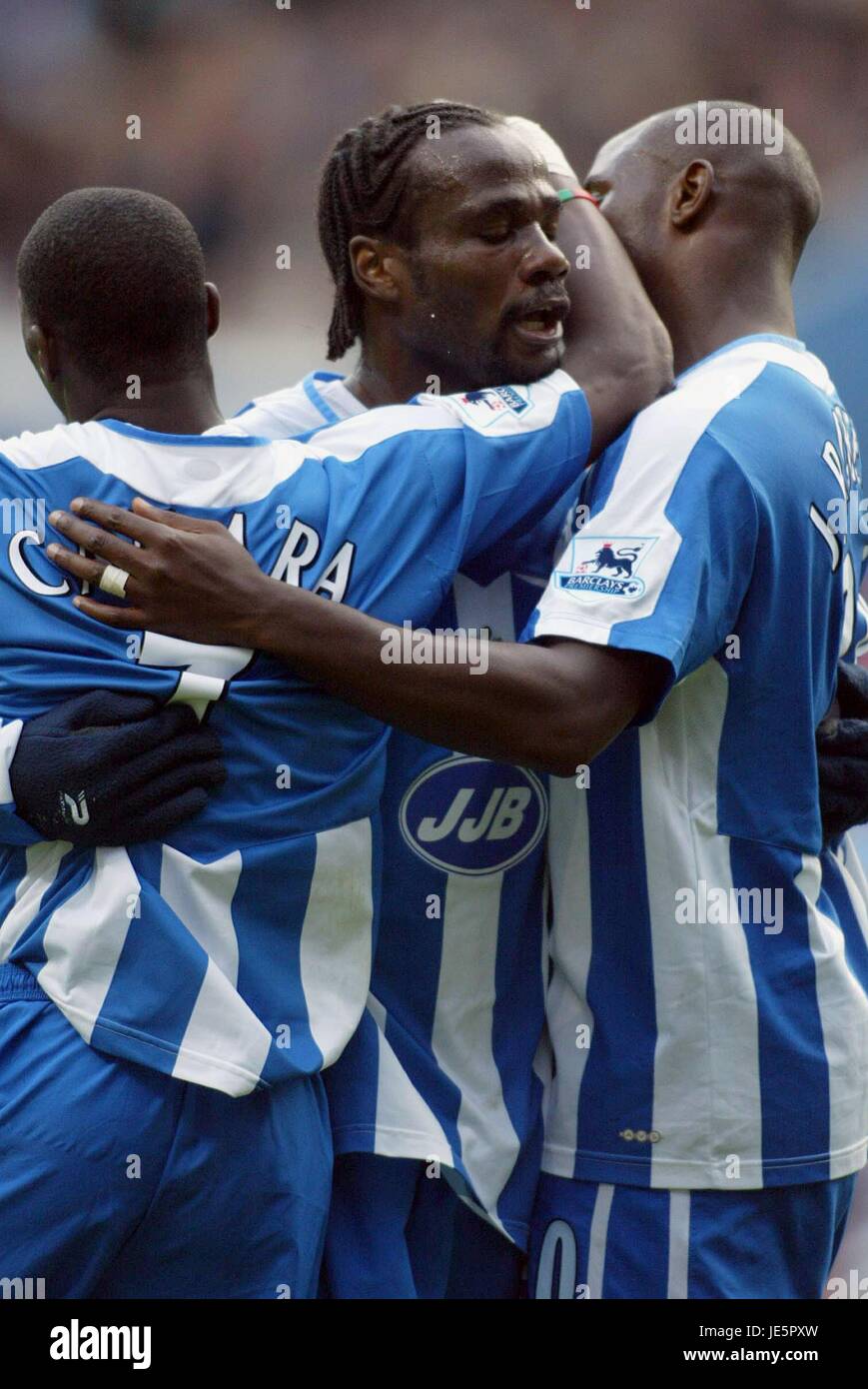 CAMARA CHIMBONDA ROBERTS ASTON VILLA V Wigan atletico VILLA PARK Birmingham Inghilterra 22 Ottobre 2005 Foto Stock