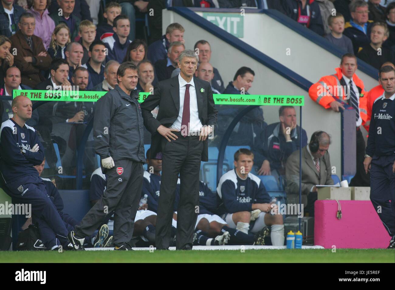 Arsène Wenger West Brom V ARSENAL 15 Ottobre 2005 Foto Stock
