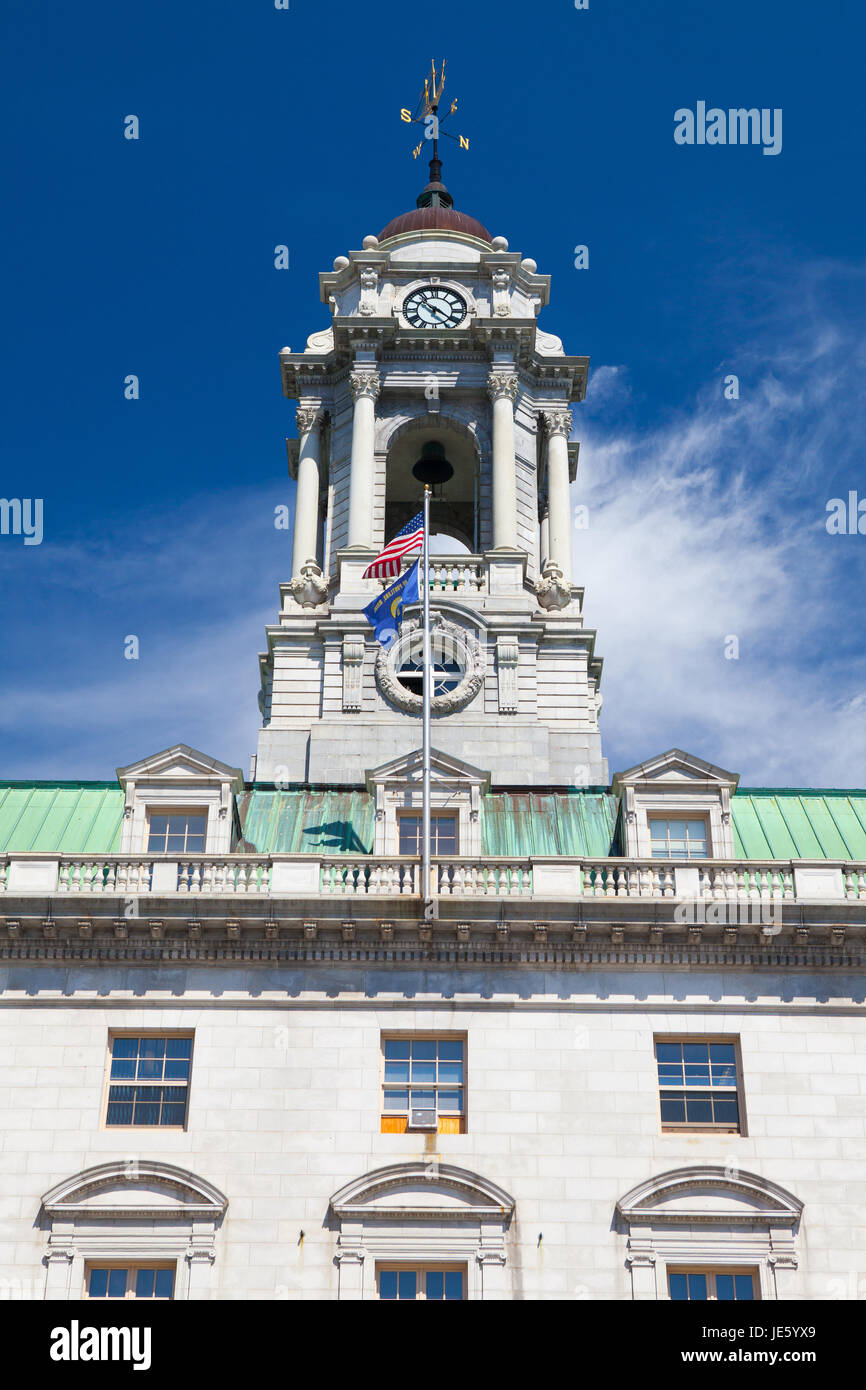 Portland, Maine - Luglio 5, 2016: La Città di Portland Hall è il centro del governo della città di Portland, Maine.La struttura è stata costruita nel 1909-12 e stato Foto Stock