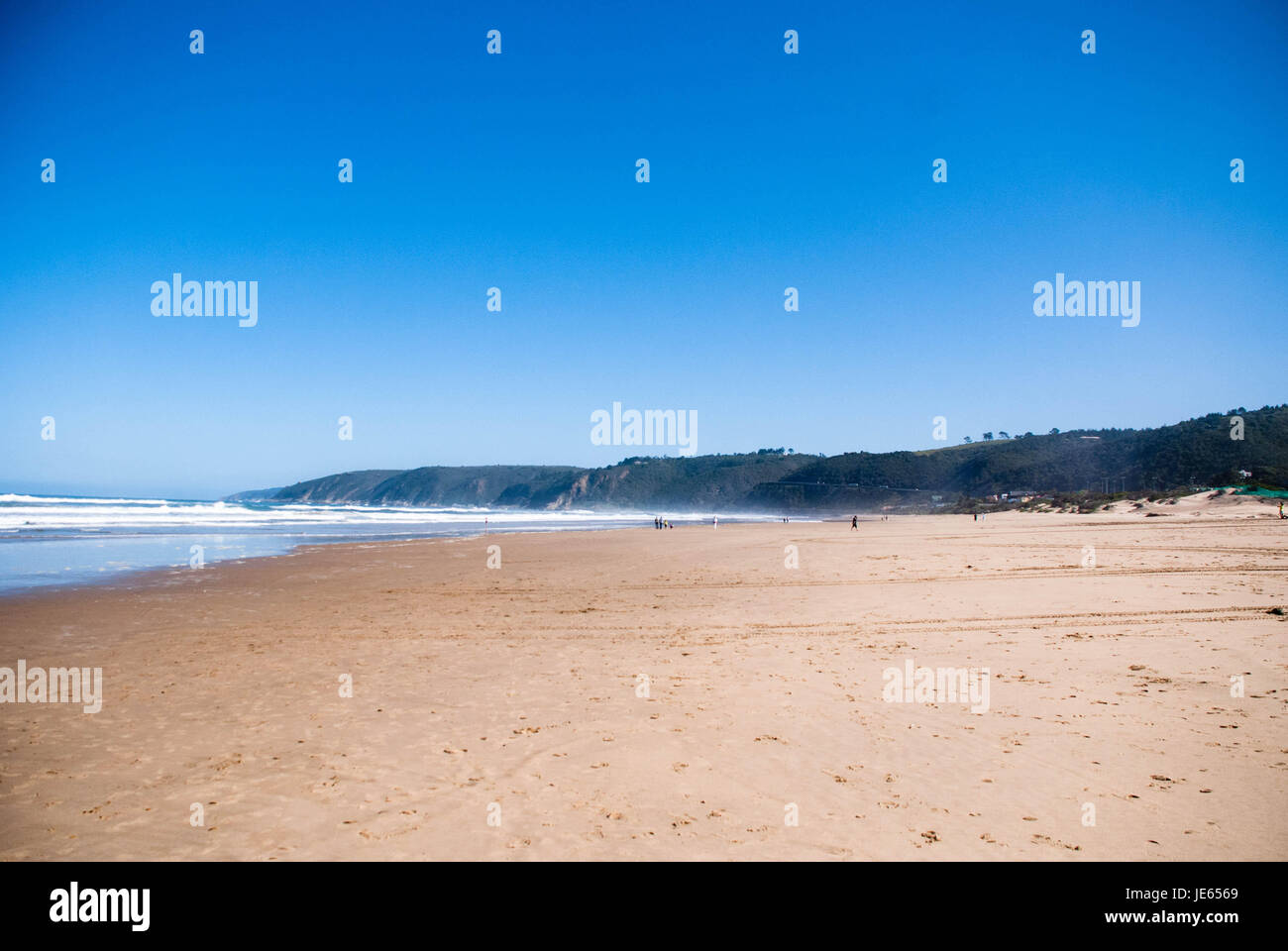 Spiaggia di deserto presso il Garden Route del Sud Africa. Foto Stock