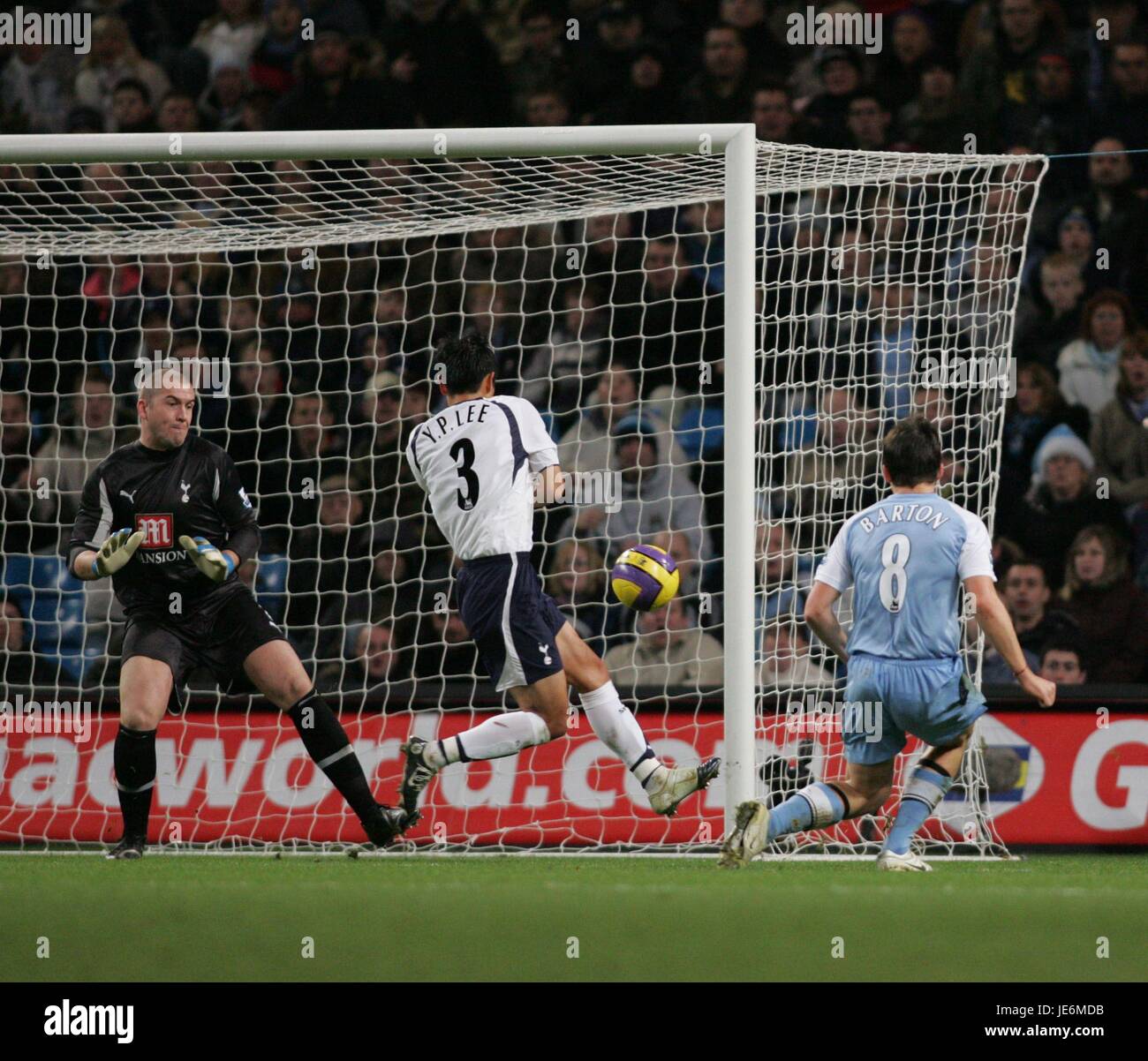 JOEY BARTON punteggi Manchester City V TOTTENHAM HO City of Manchester Stadium MANCHESTER GRAN BRETAGNA 17 Dicembre 2006 Foto Stock