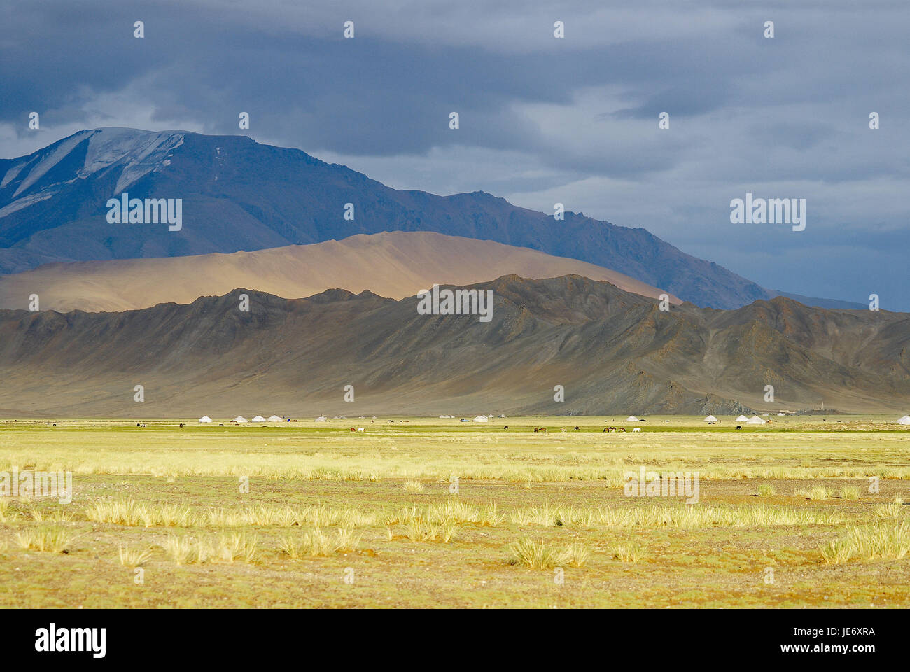 Mongolia, estrema provincia occidentale, Bayan Olgii provincia, Tsambagarav national park, Kasachen, nomad, supporto, Jurten, Foto Stock