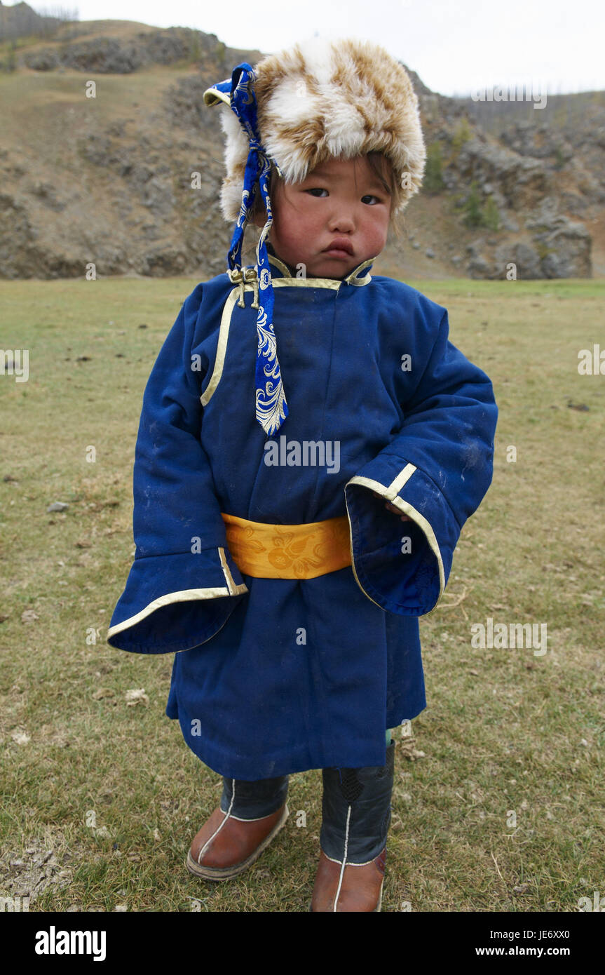 In Mongolia e in Asia centrale, Ovorkhangai provincia, storico Orkhon valley, nomade, bambino con cappuccio di pelliccia, Foto Stock