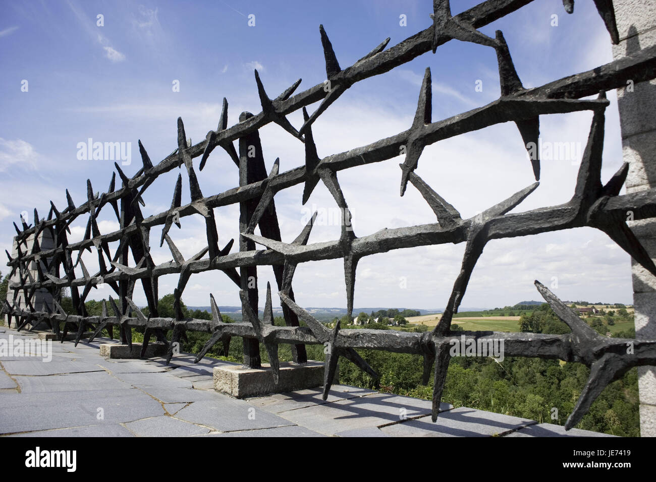 Austria Mauthausen Campo Di Concentramento Memorial Scultura Il Monumento Della Rdt Scultura Dettaglio Filo Spinato Visualizzare Lo Scenario Austria Superiore Campo Di Concentramento Il Socialismo Nazionale Campo Di Lavoro Campo Di Il nuovo albo illustrato di lorenza farina per parlare di shoah. https www alamy it foto immagine austria mauthausen campo di concentramento memorial scultura il monumento della rdt scultura dettaglio filo spinato visualizzare lo scenario austria superiore campo di concentramento il socialismo nazionale campo di lavoro campo di concentramento campo di prigionia detenuto dal magazzino del prigioniero di guerra del magazzino supporto omicidio distruzione omicidio duro lavoro la shoah dimensione omicidio la distruzione di massa l antisemitismo dei prigionieri di guerra gli ebrei zingari memorial raccoglimento promemoria memorial filo spinato icona visualizzare la liberta nessuno all esterno 146444965 html