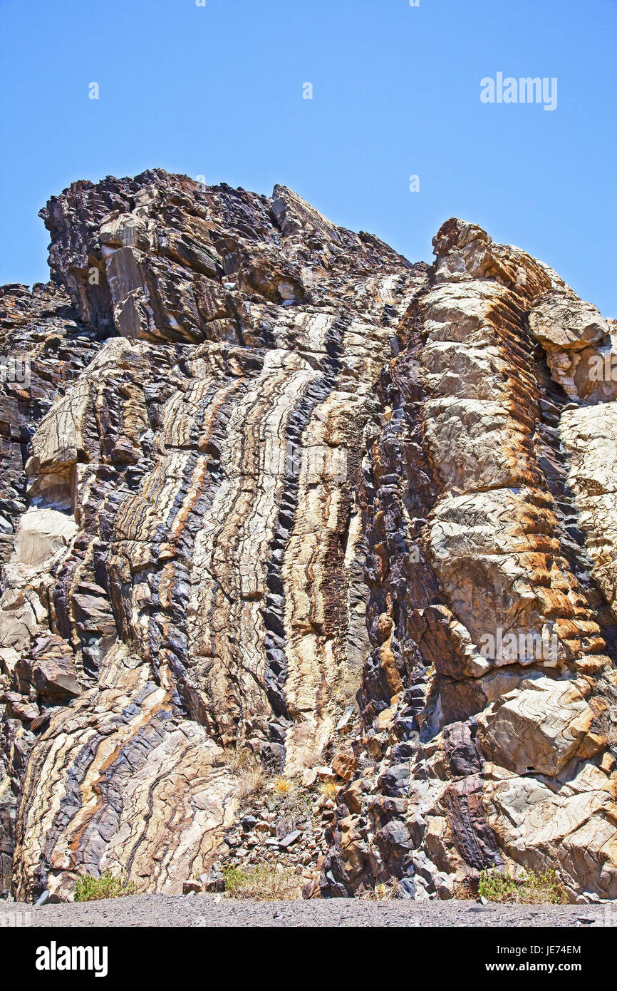 Africa, Namibia, Regione di Erongo, Damaraland, scogliera, Africa del sud-ovest, Ugab bluff, scogliera, deserto deserto montagna, aperto, verticalmente, Erode, bugnato, rettangolare, erosione, in strati, colorfully, Sidimentgestein, depositi di flusso, cielo blu, Foto Stock
