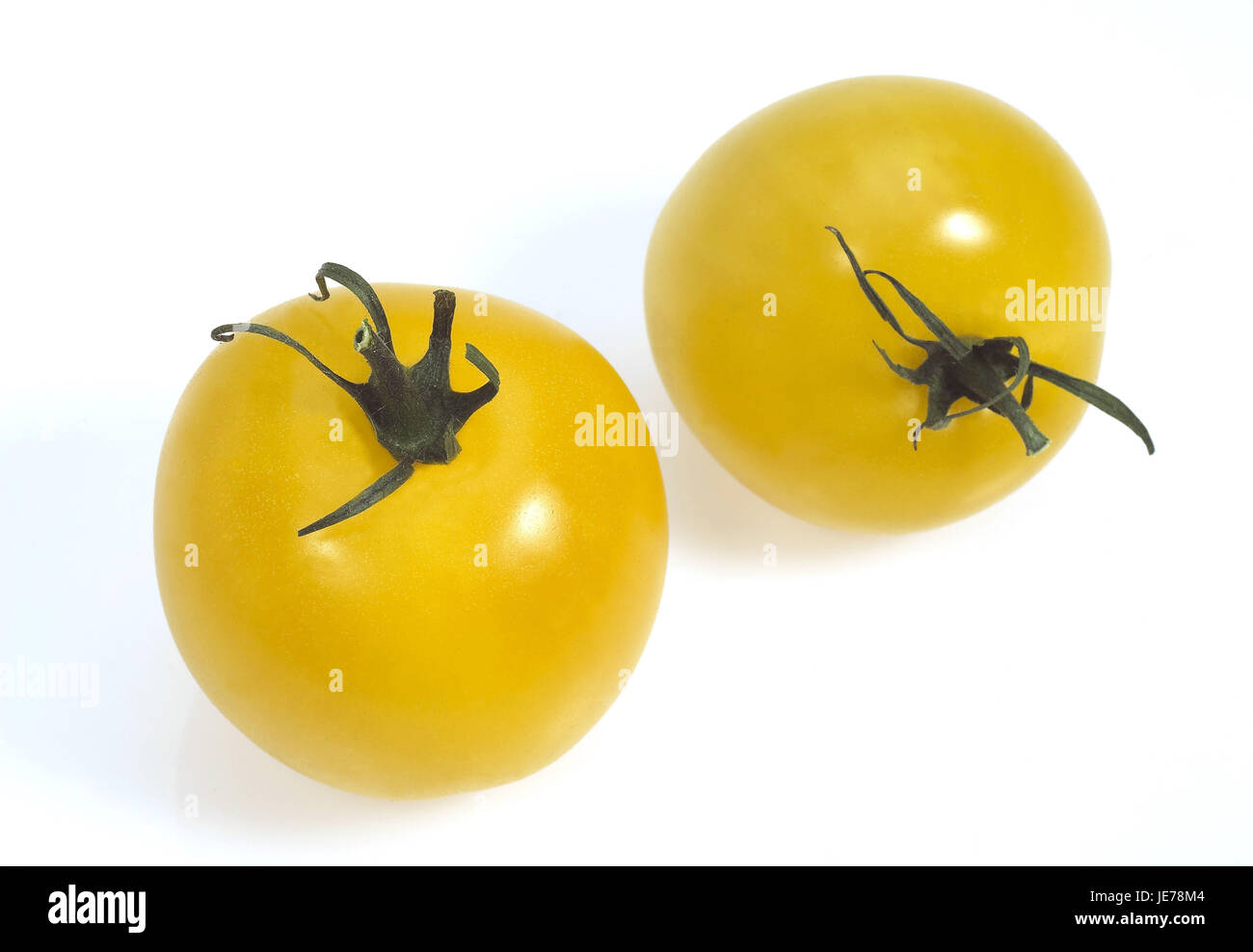 Giallo pomodori Solanum lycopersicum, verdure, sfondo bianco Foto Stock