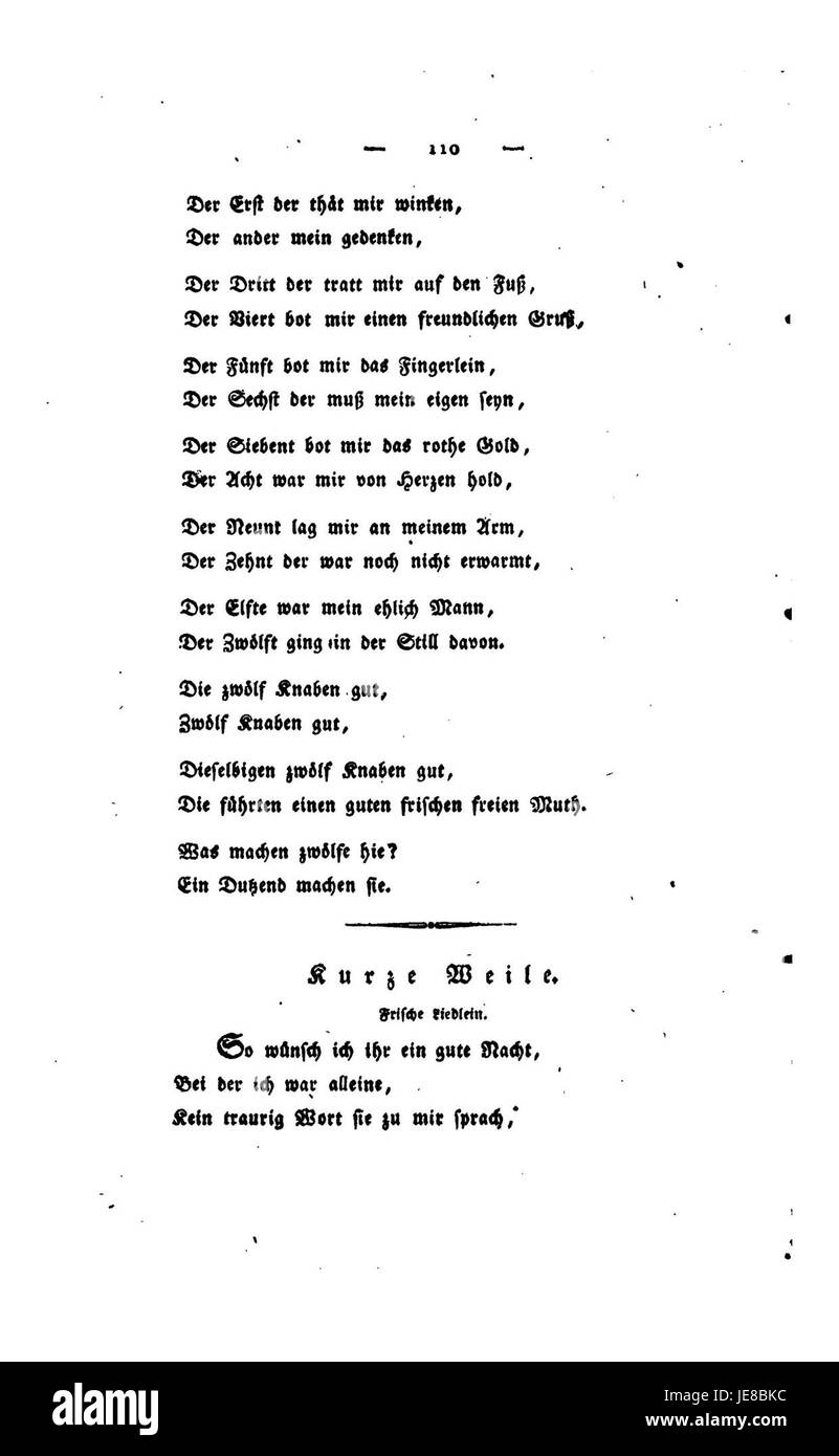 Il primo volume di "Des Knaben Wunderhorn", una raccolta di canzoni popolari tedesche, compilata da Achim von Arnim e Clemens Brentano. Questo volume mostra il significato culturale e le qualità poetiche della musica popolare tedesca tradizionale. Foto Stock