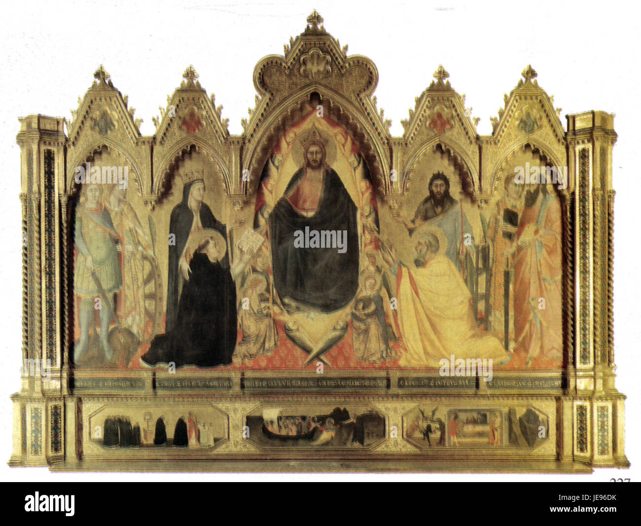 Questa opera di Andra Orcagna, intitolata "Redentore e Santi", fu creata nel 1357 per la Cappella Strozzi di Santa Maria Novella, Firenze. Ritrae figure religiose tra cui il Redentore e vari santi, dipinte a tempera su un grande pannello di legno, mettendo in risalto lo stile gotico e il simbolismo religioso del periodo. Foto Stock Questa opera di Andra Orcagna, intitolata "Redentore e Santi", fu creata nel 1357 per la Cappella Strozzi di Santa Maria Novella, Firenze. Ritrae figure religiose tra cui il Redentore e vari santi, dipinte a tempera su un grande pannello di legno, mettendo in risalto lo stile gotico e il simbolismo religioso del periodo. Foto Stock