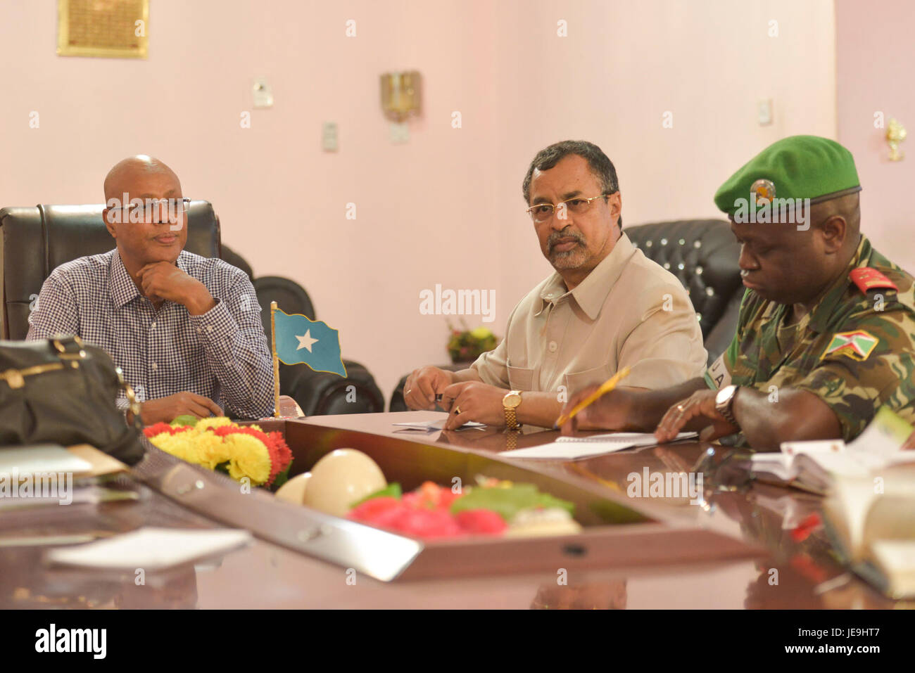 L'SRCC (Ferrovie di Stato della Repubblica ceca) si incontra con il primo ministro il 19 maggio 2014, nell'ambito di una discussione sul futuro del sistema ferroviario nazionale. La riunione si è concentrata sugli investimenti infrastrutturali e sullo sviluppo dei servizi ferroviari nella Repubblica ceca. Foto Stock