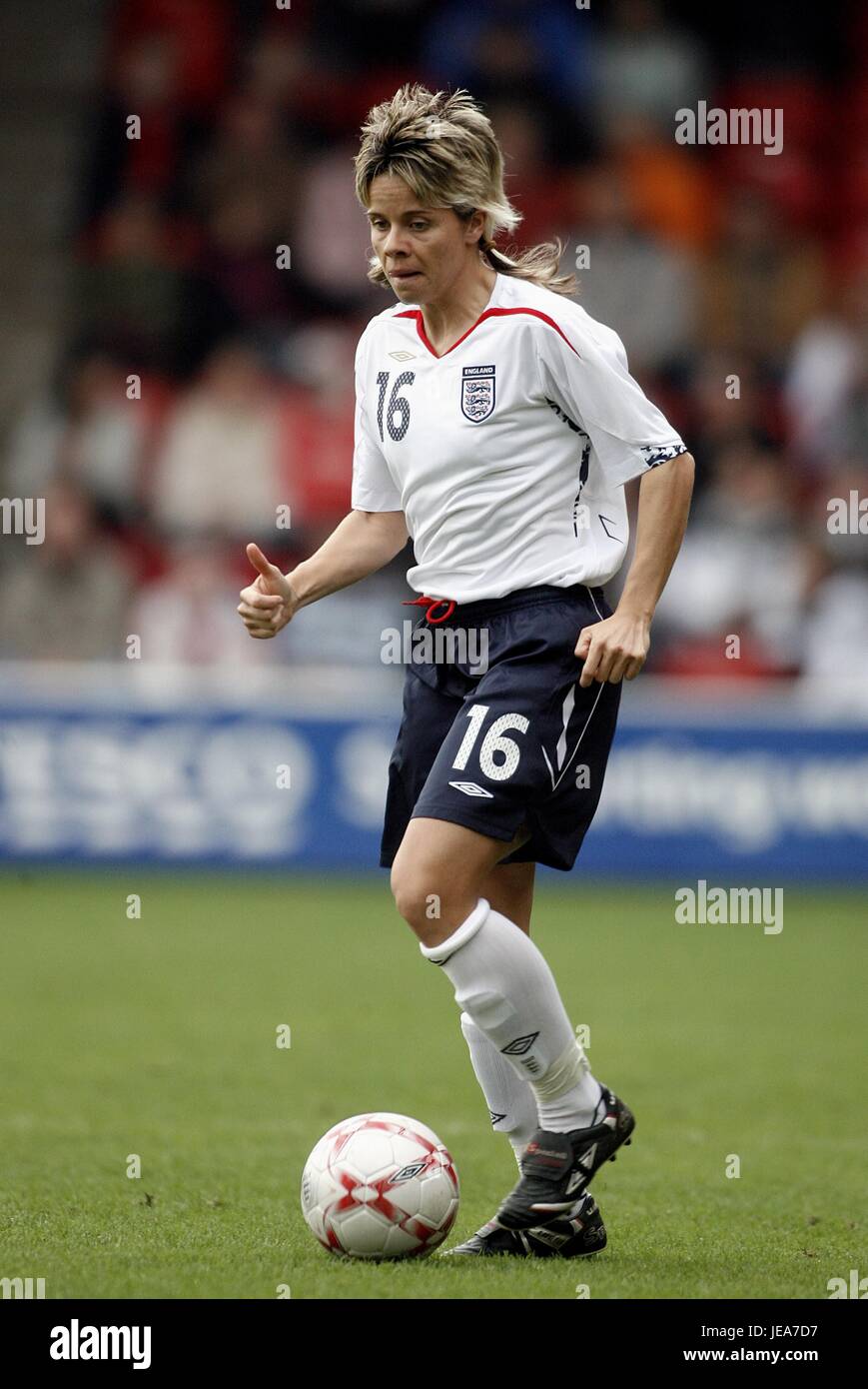 Fabio ONGARI INGHILTERRA DONNE & LEEDS UNITED BANCHE'S STADIUM WALSALL INGHILTERRA 27 Ottobre 2007 Foto Stock