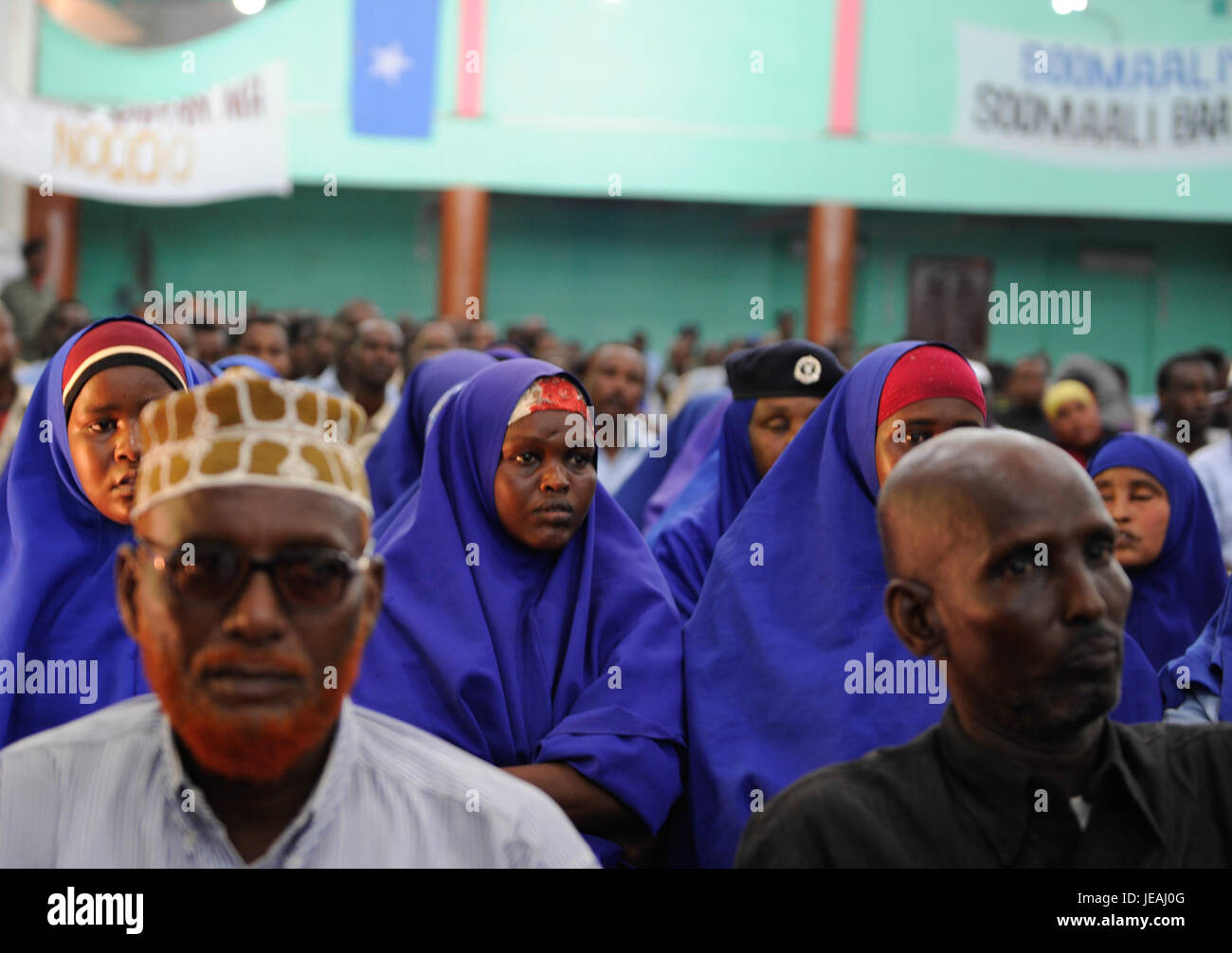 La cerimonia di chiusura di un programma di formazione di quartiere della comunità tenutasi il 30 ottobre 2014. L'evento ha celebrato il completamento della formazione volta a potenziare i residenti locali. Foto Stock