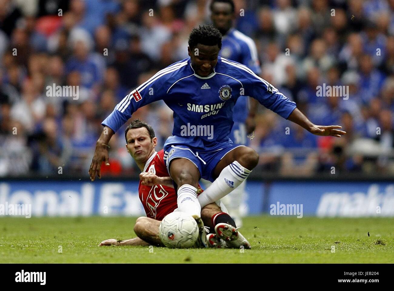 RYAN vedi figg. *** & JOHN OBI MIKEL CHELSEA V MANCHESTER UNITED Wembley Stadium Londra Inghilterra 19 Maggio 2007 Foto Stock