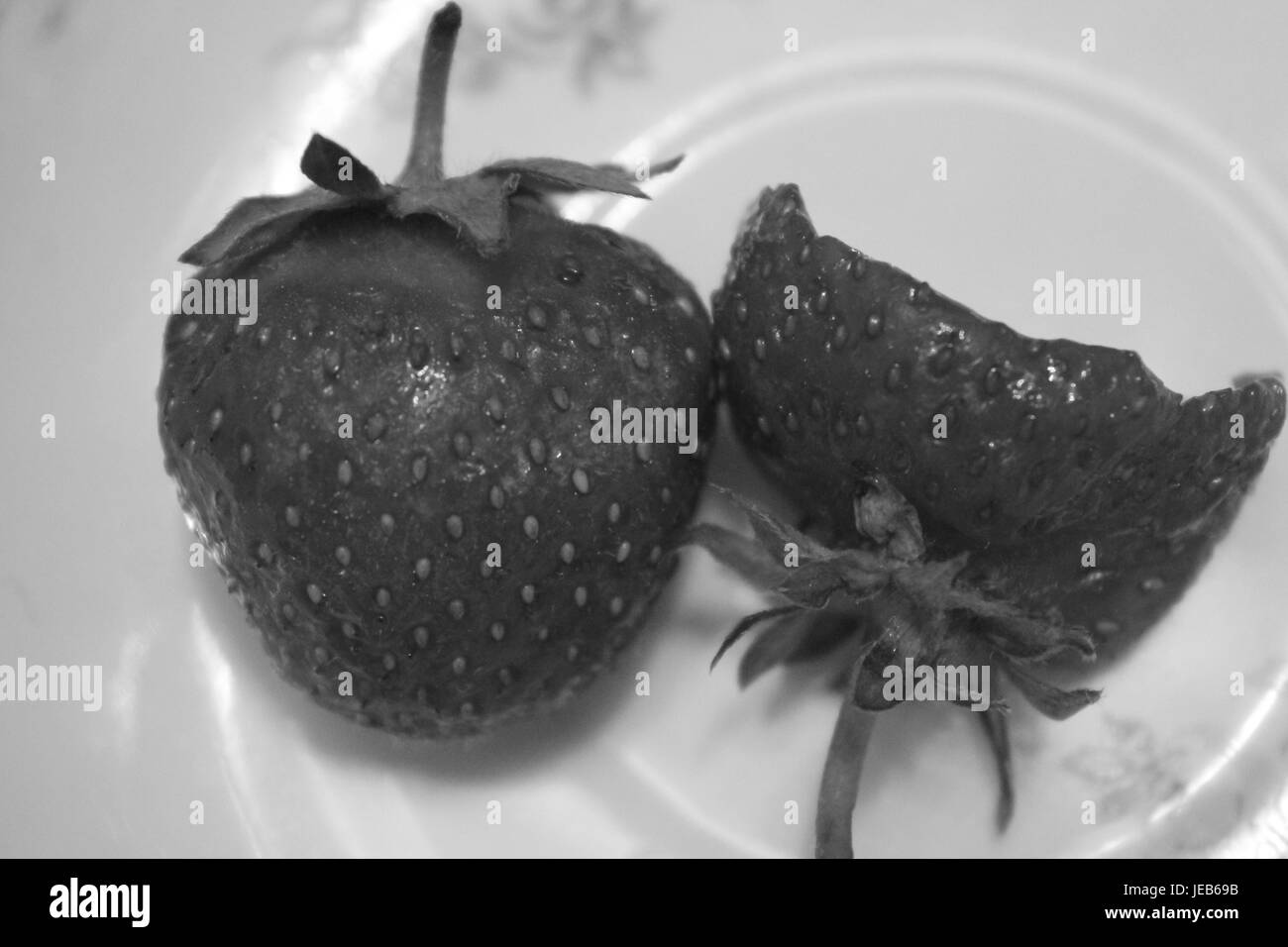 Dolci appetitosi fragole mature preparare per il dessert Foto Stock