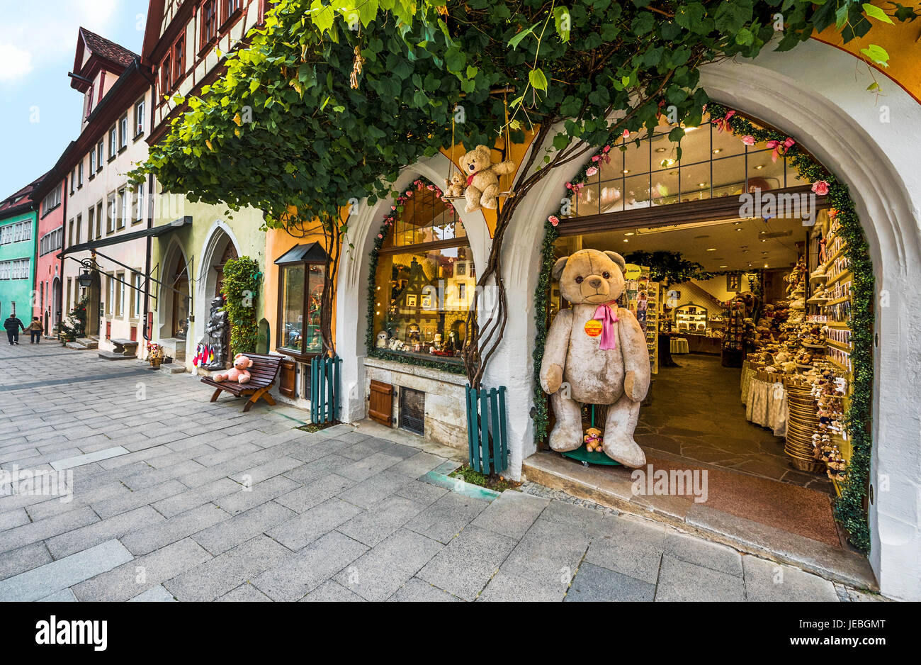A piedi attorno a Rothenburg ob der Tauber Foto Stock