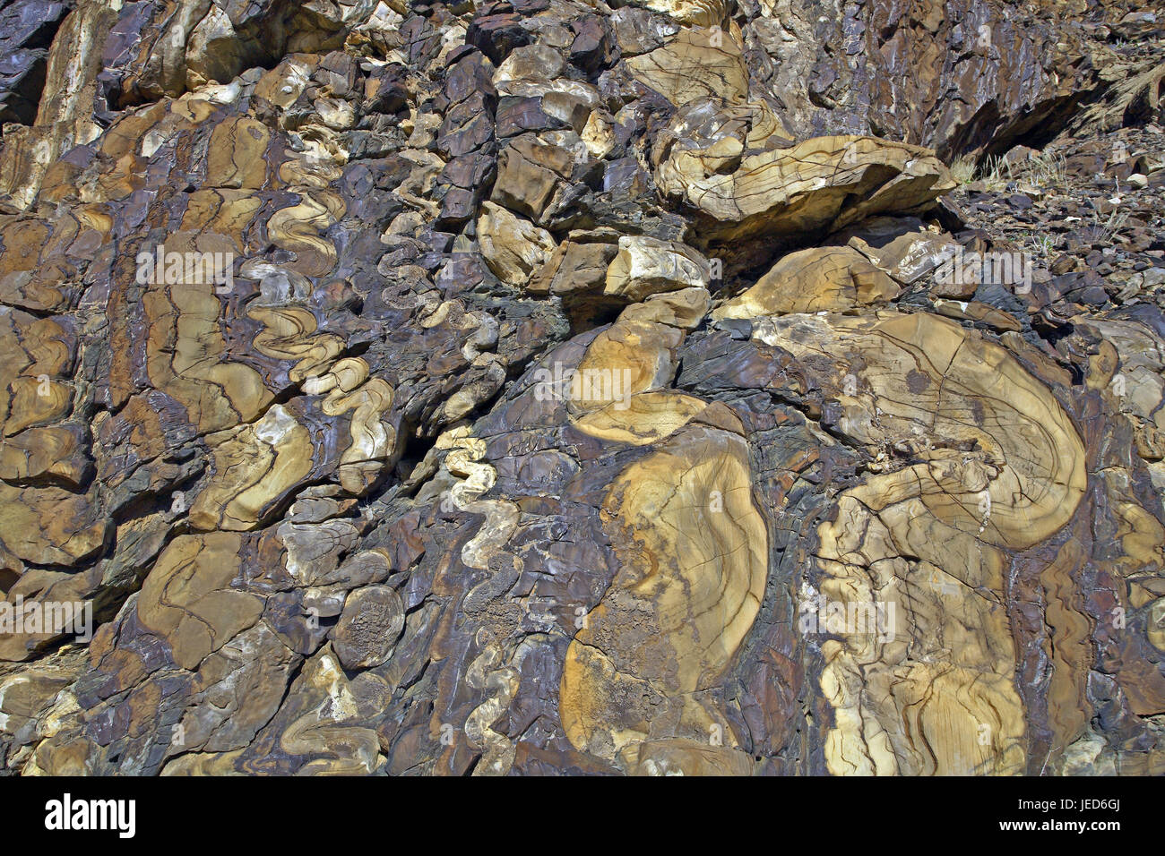 La Namibia, Damaraland, Skeleton Coast park, Ugab-Nebental, flusso secco, bluff, rock, vicino, Foto Stock