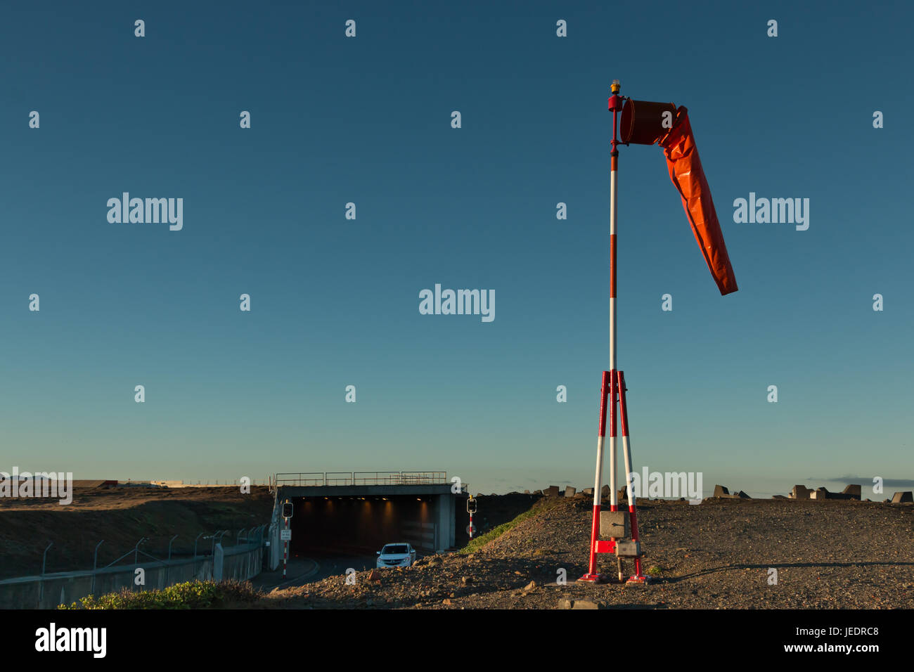Vento calza alla fine di Wellington airport area della pista. Foto Stock