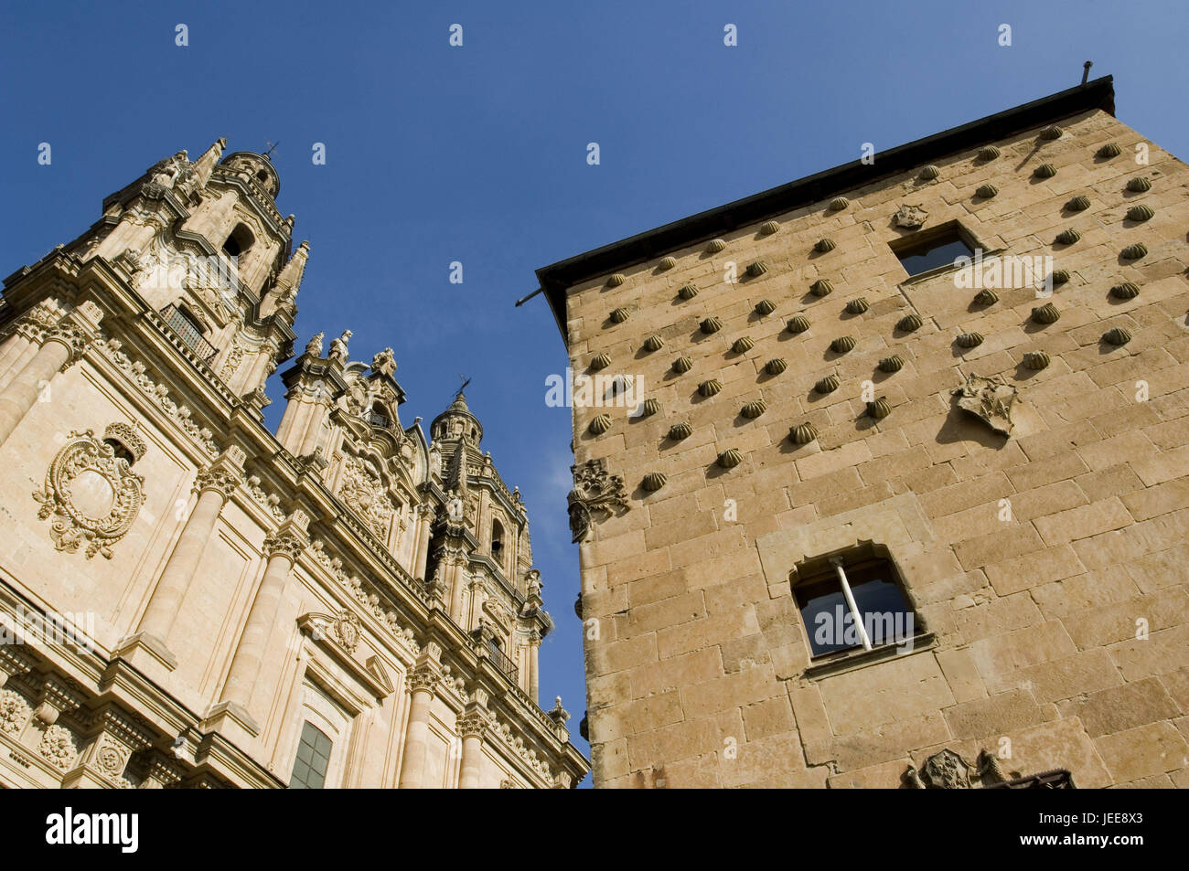 Casa de leggere Conchas, Clerecia, Iglesia del Espiritu Santo, Salamanca Castiglia e Leon, Spagna, Foto Stock