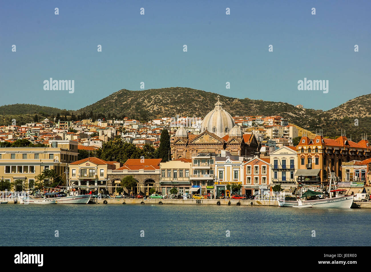 Vista della città di Mytilene, la capitale e la città più grande dell'isola di Lesbo, Grecia. Foto Stock