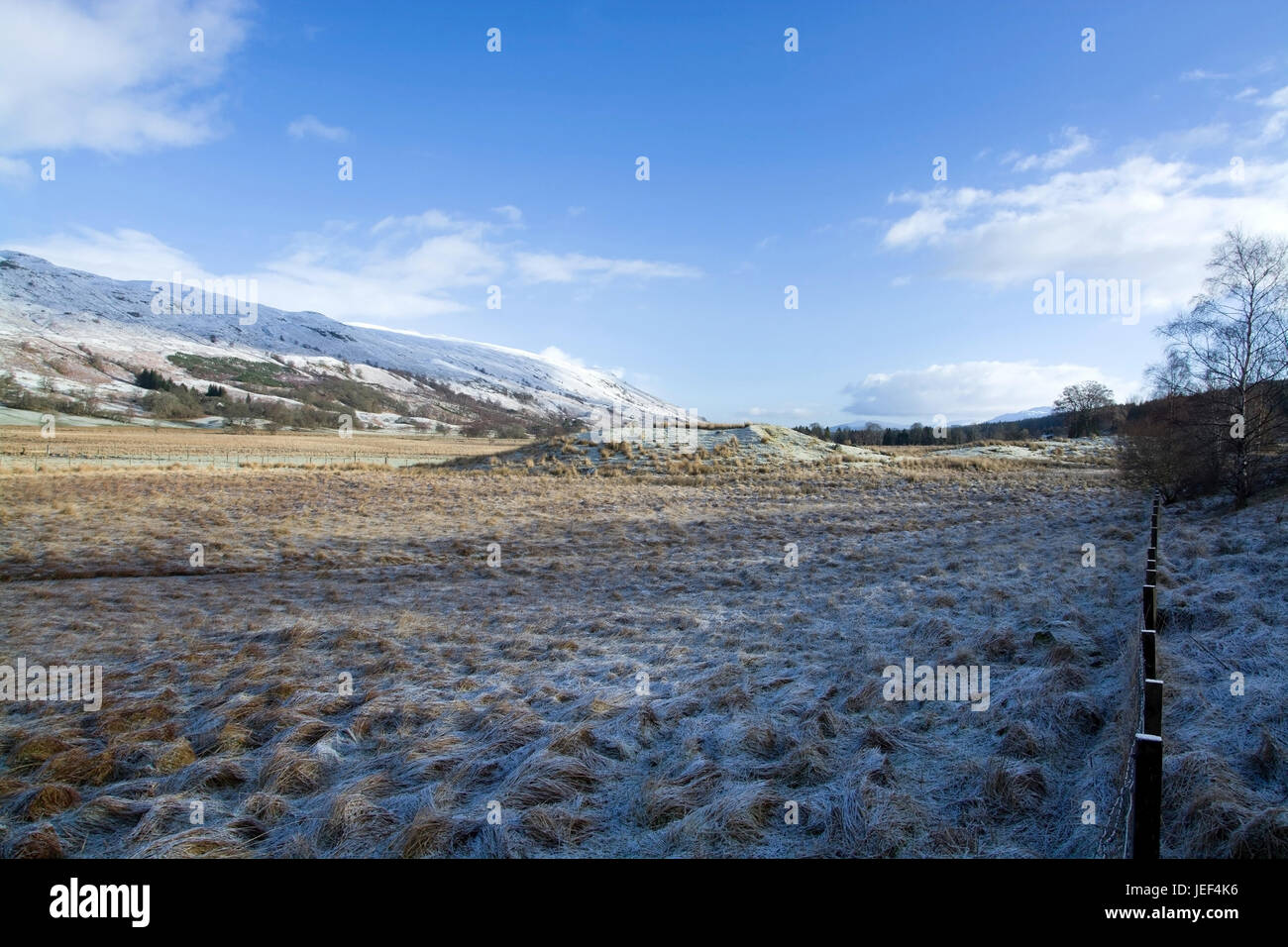 Glencoe nelle highlands scozzesi in febbraio., Glencoe in den schottischen Highlands im Februar. Foto Stock