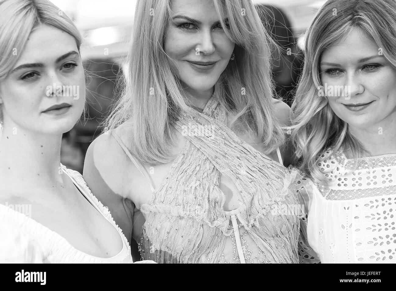 Settantesimo Cannes Film Festival - "ingannato" - Photocall con: Elle Fanning, Nicole Kidman, Kirsten Dunst dove: Cannes, Francia Quando: 24 maggio 2017 Credit: John Rainford/WENN.com Foto Stock