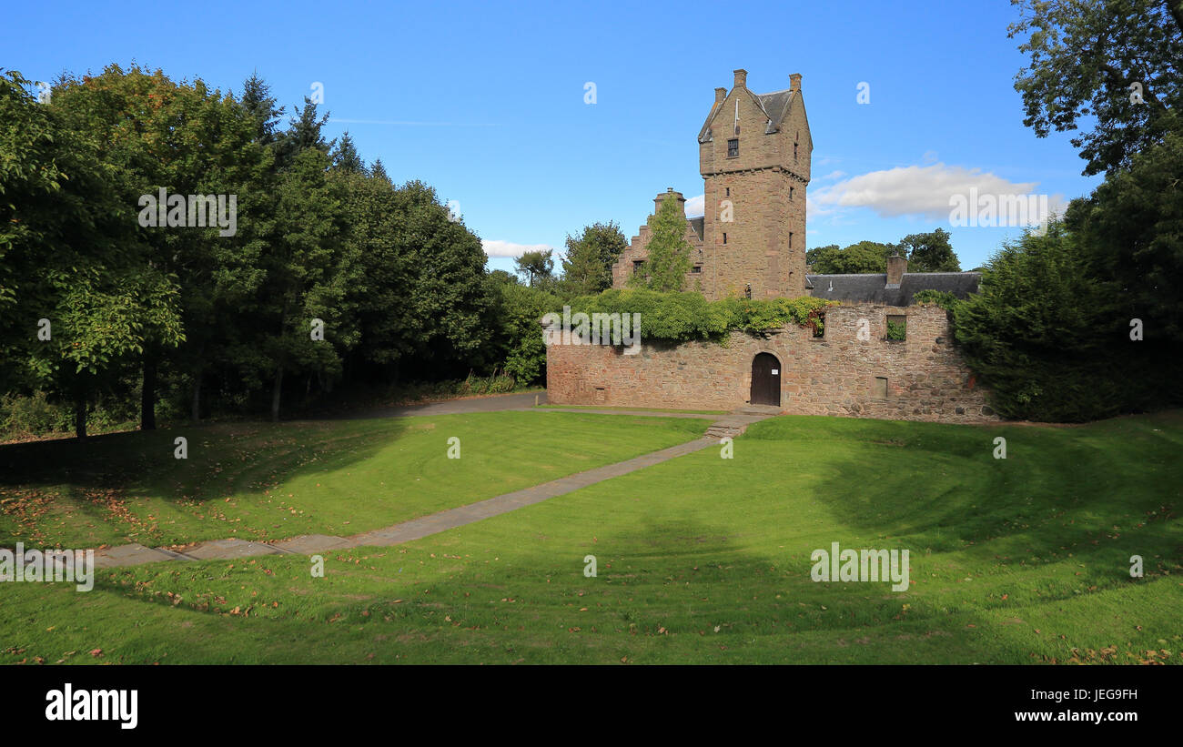 Castello di rete, noto anche come Castello Claverhouse o Castello di Fintry in Scozia Foto Stock