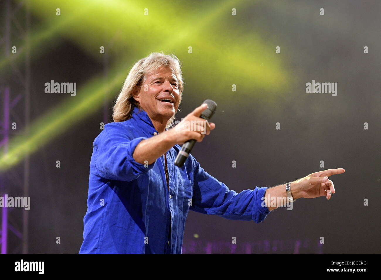 Vienna, Austria. 24th Giu, 2017. Hansi Hinterseer tiene un concerto al Festival dell'Isola del Danubio 2017. Credit: Franz PERC/Alamy Live News Foto Stock