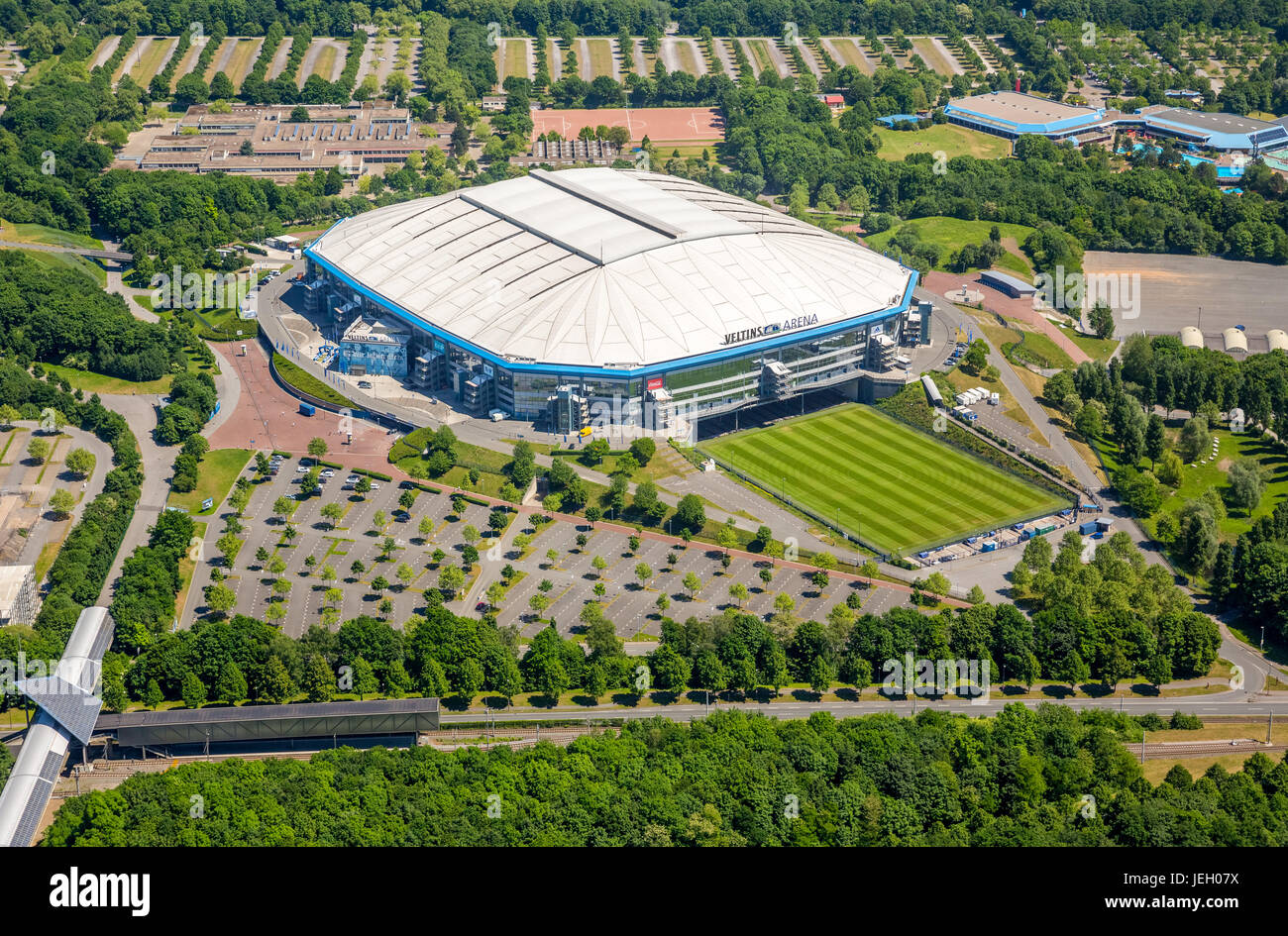 Veltins Arena, Schalke stadium, Bundesliga stadium, campo Schalker, Gelsenkirchen, distretto della Ruhr, Renania settentrionale-Vestfalia Foto Stock