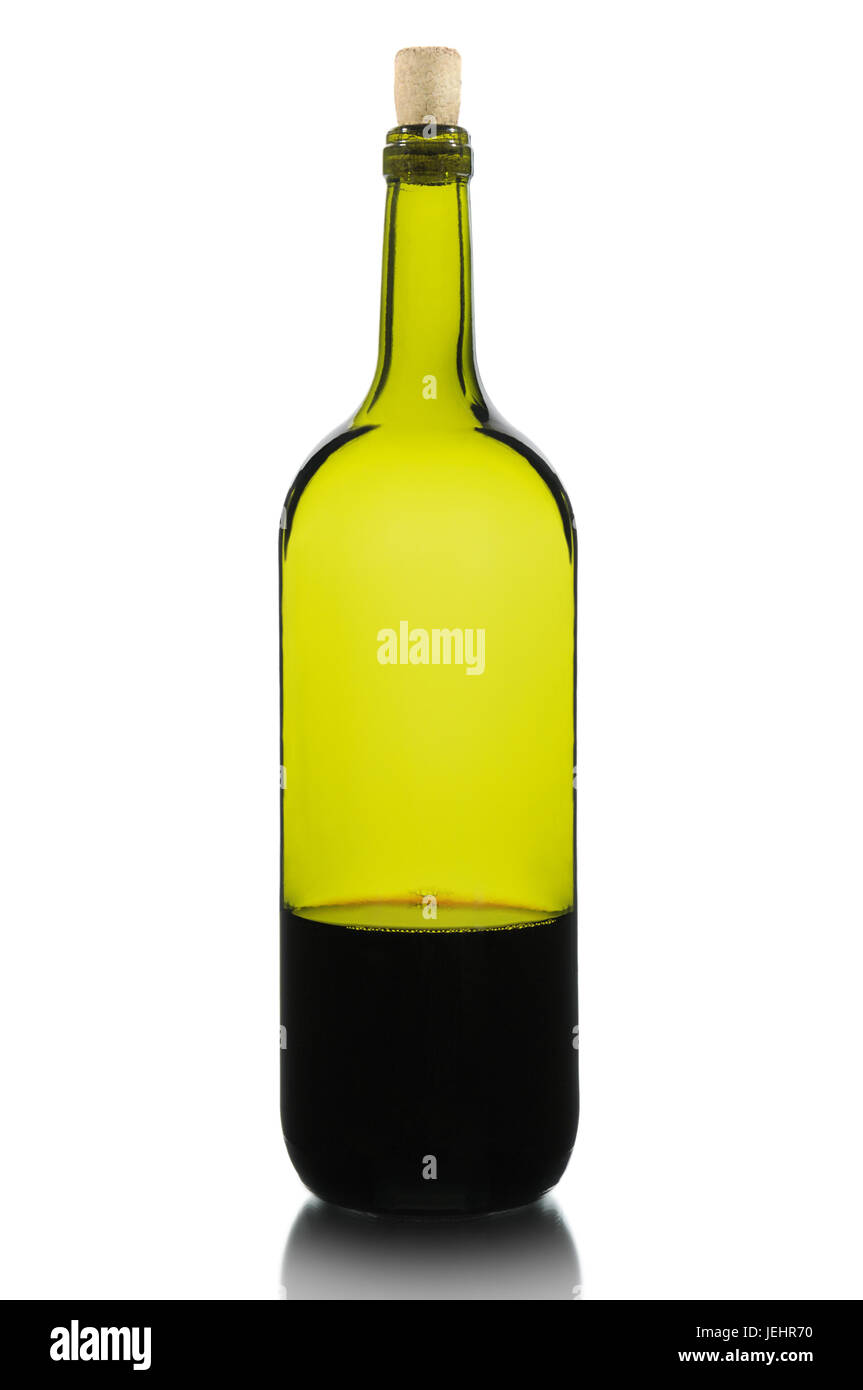 Bottiglia di vino isolato su sfondo bianco Foto Stock