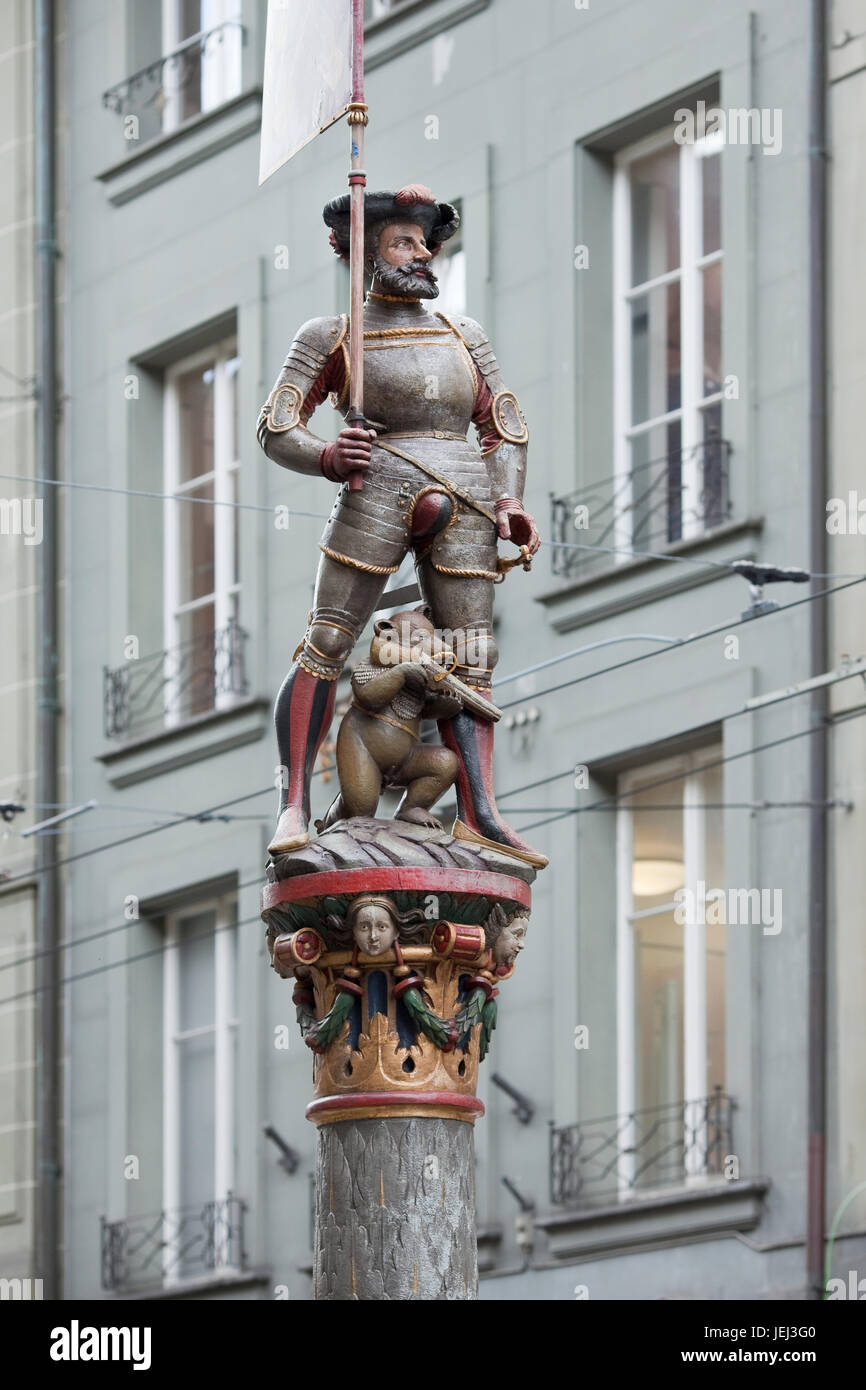 Storica statua nell'antica città di Berna, Svizzera Foto Stock