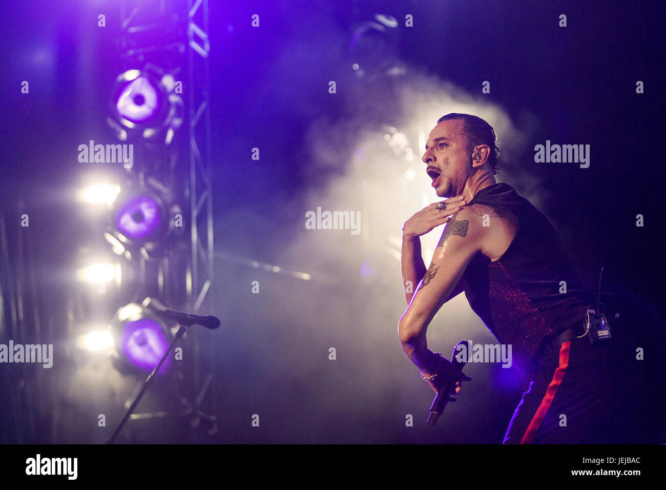 Andrew fletcher depeche mode immagini e fotografie stock ad alta