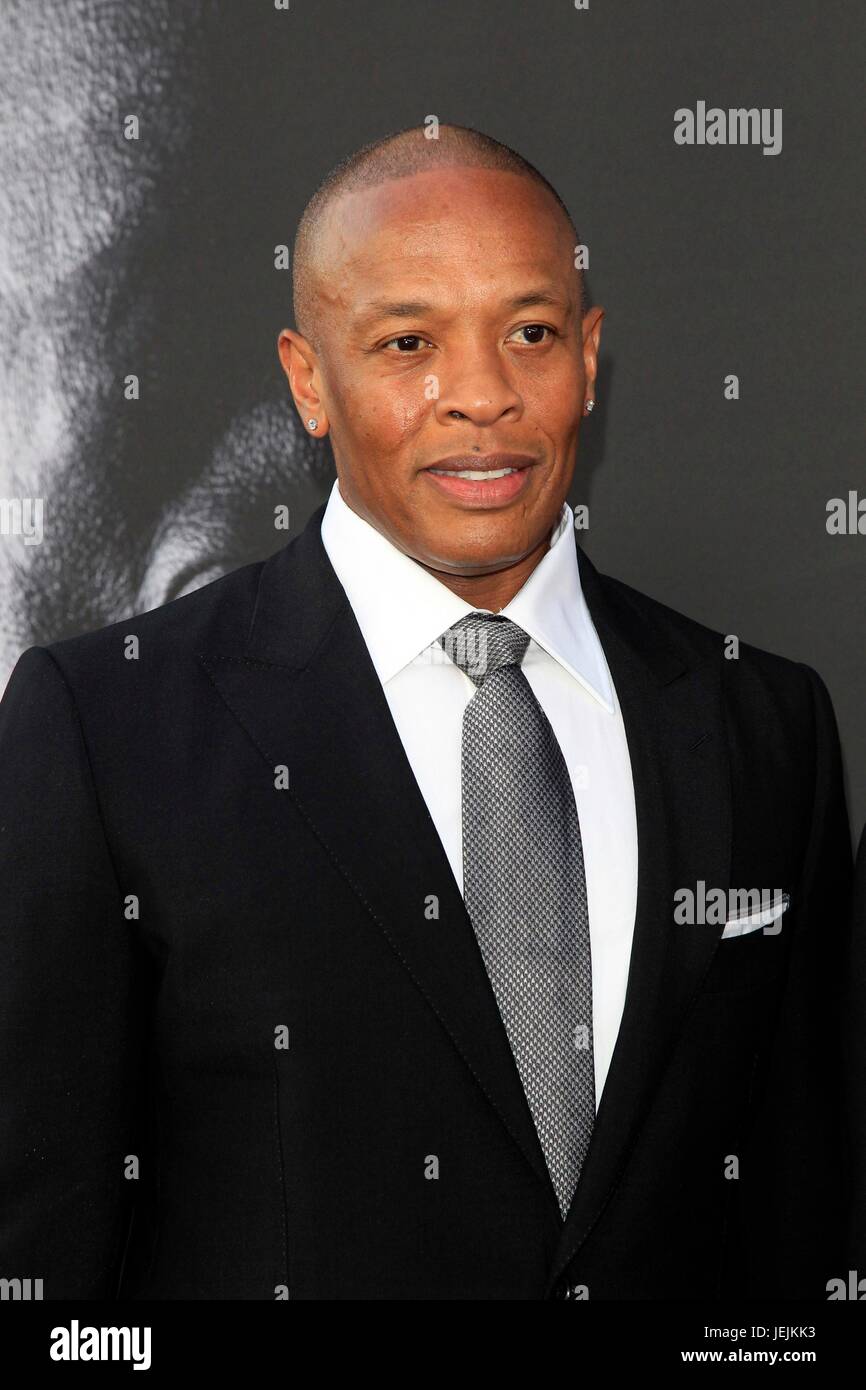 Dr Dre presso gli arrivi per il ribelle quelli Premiere, Paramount Theatre di Los Angeles, CA 22 Giugno 2017. Foto di: Priscilla concedere/Everett Collection Foto Stock