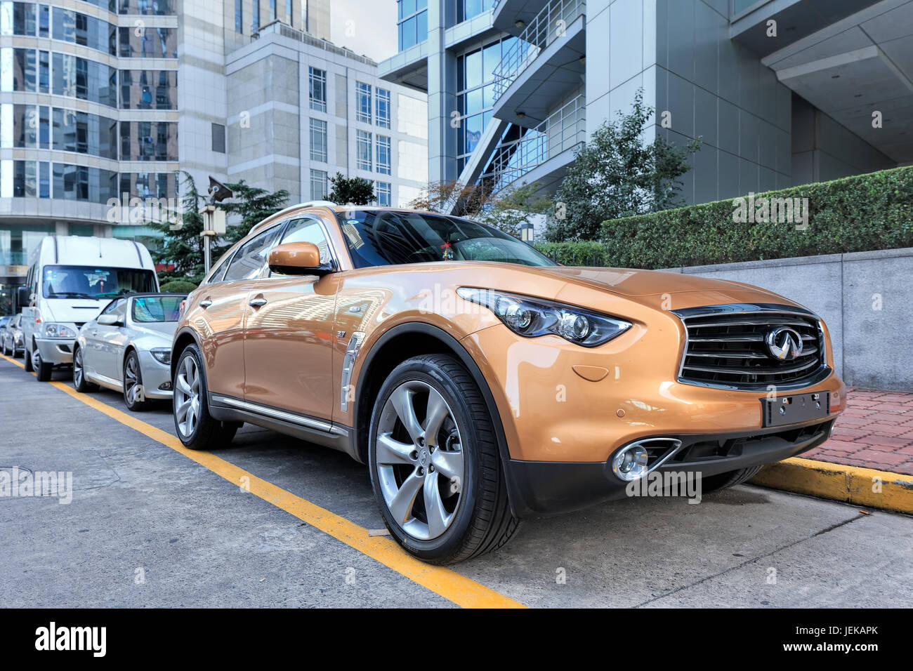 Nuovo Infinity QX60 SUV. Nissan del marchio premium Infinito ha sofferto di una mancanza di forza del marchio e deve competere con successo BMW X1 e X3. Foto Stock