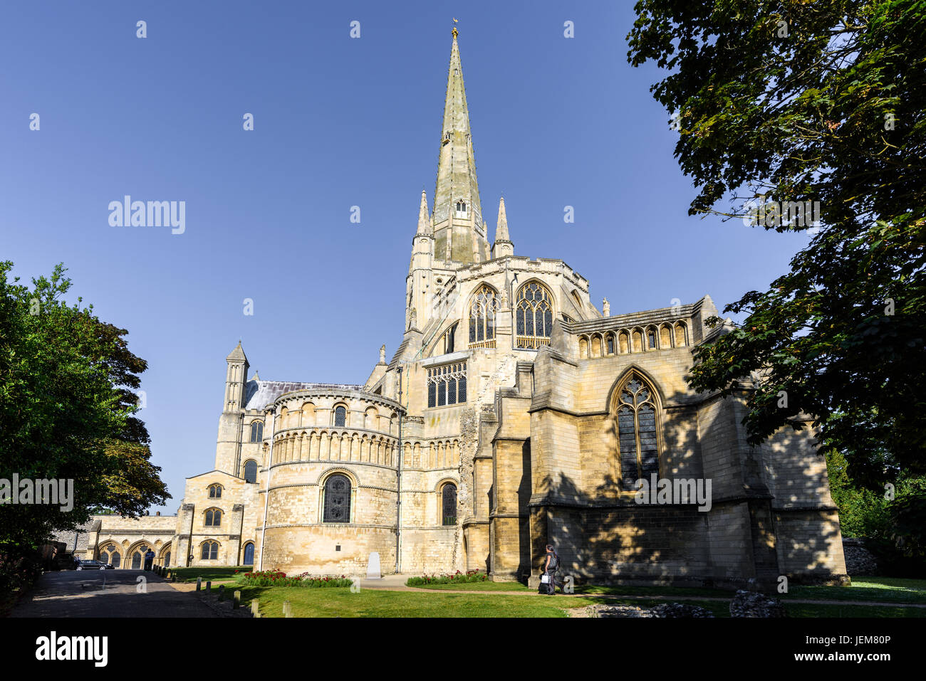 L'aspetto del sud della cattedrale cristiana in Norwich Norfolk, Inghilterra), fondato dai Normanni nel XI secolo D.C. Foto Stock
