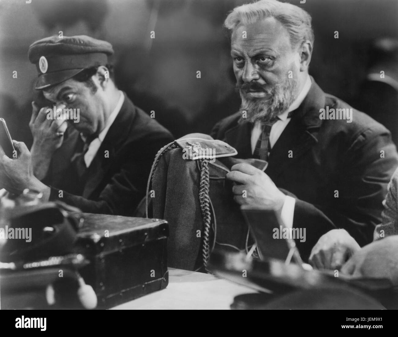 Emil Jannings, sul set del film "L'ultimo comando', 1928 Foto Stock