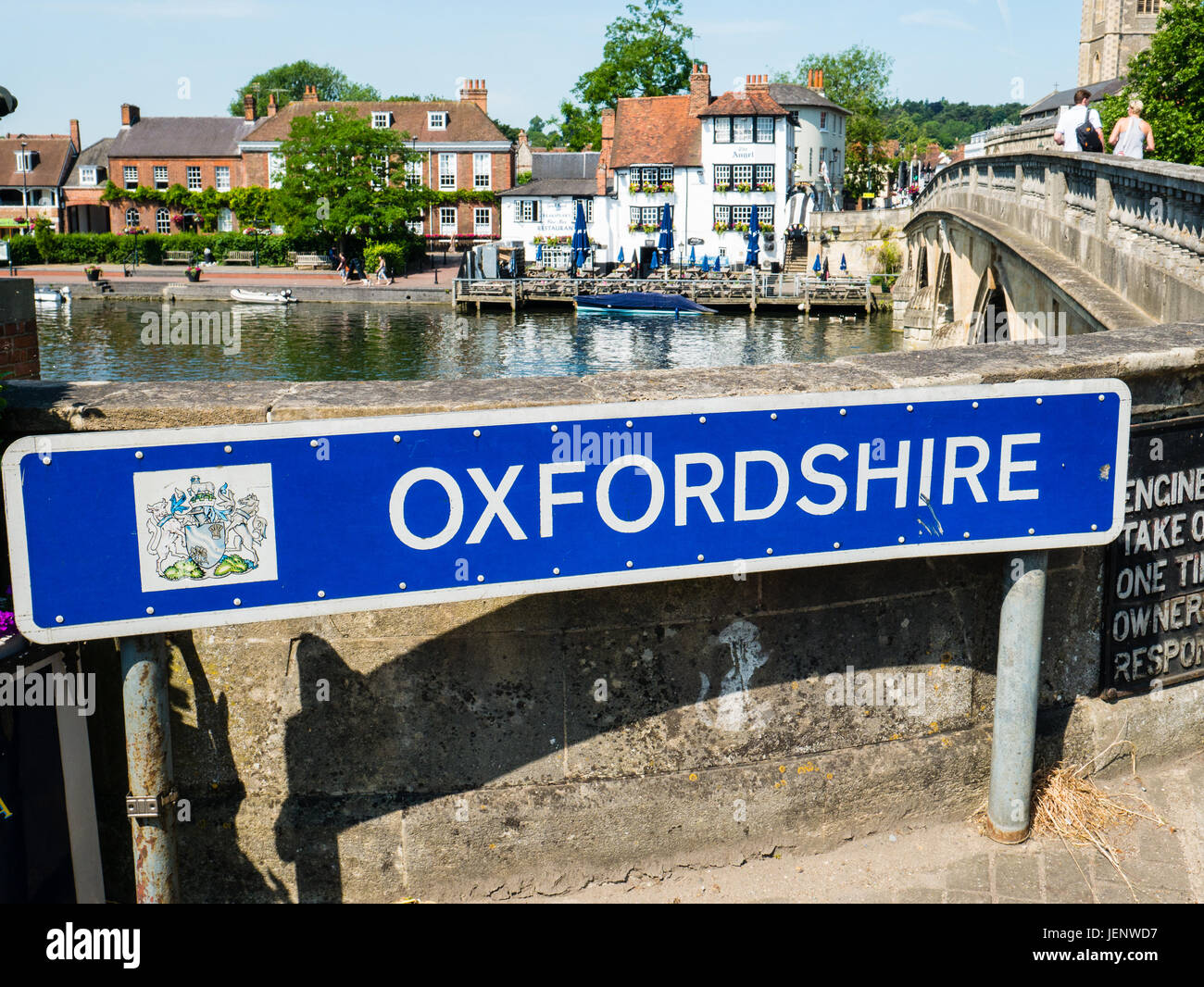 Oxfordshire Sign, Henley Bridge, Henley-on-Thames, Oxfordshire, Inghilterra, REGNO UNITO, GB. Foto Stock