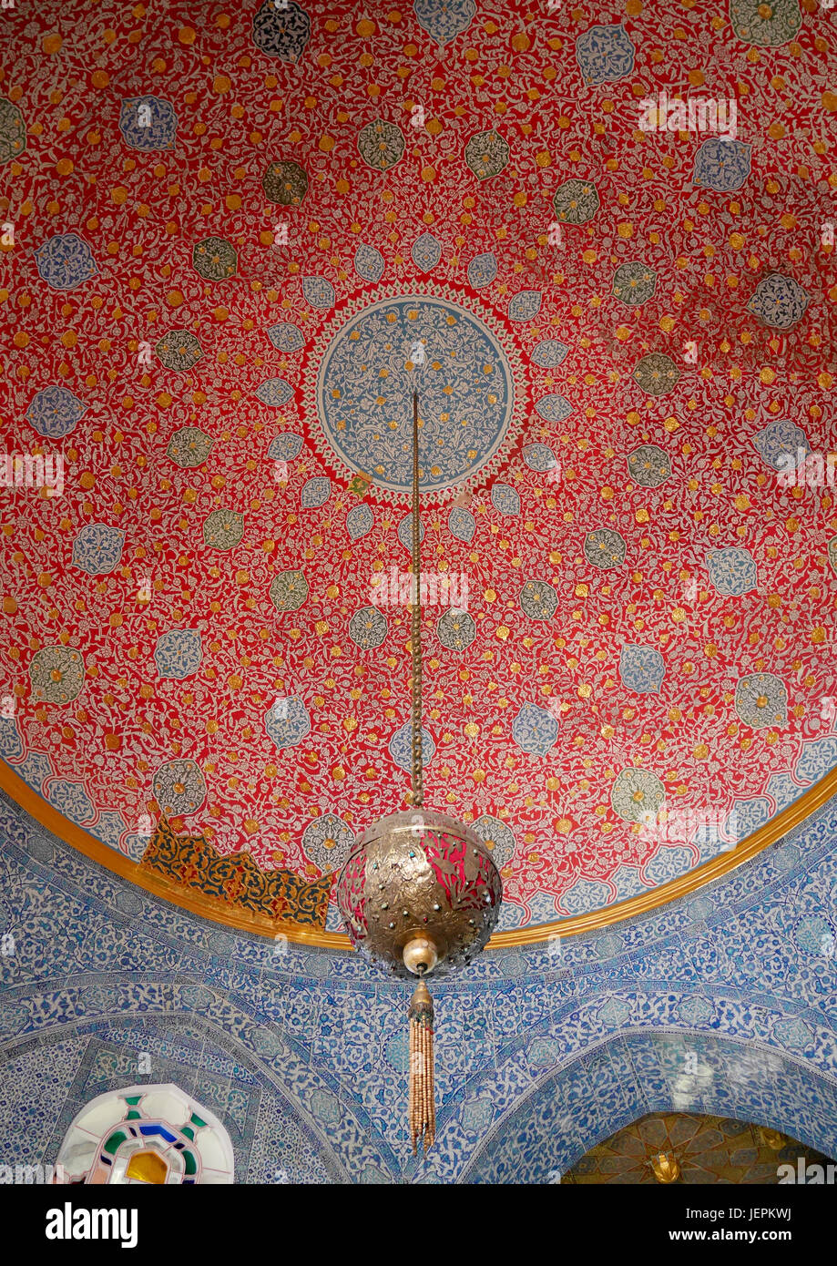 ISTANBUL, Turchia - 5 Marzo 2017: Baghdad Kiosk soffitto a cupola a Palazzo Topkapi Foto Stock