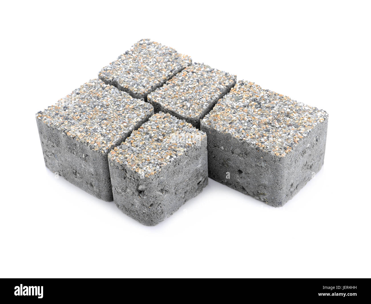 Set di calcestruzzo blocchi di pavimentazione shot su sfondo bianco Foto Stock