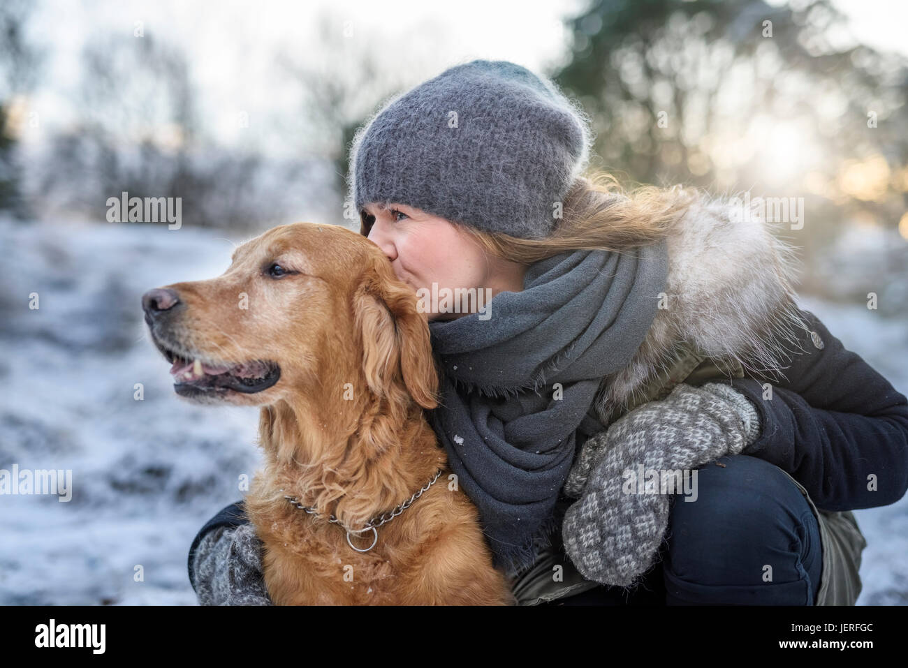 Donna con il cane Foto Stock