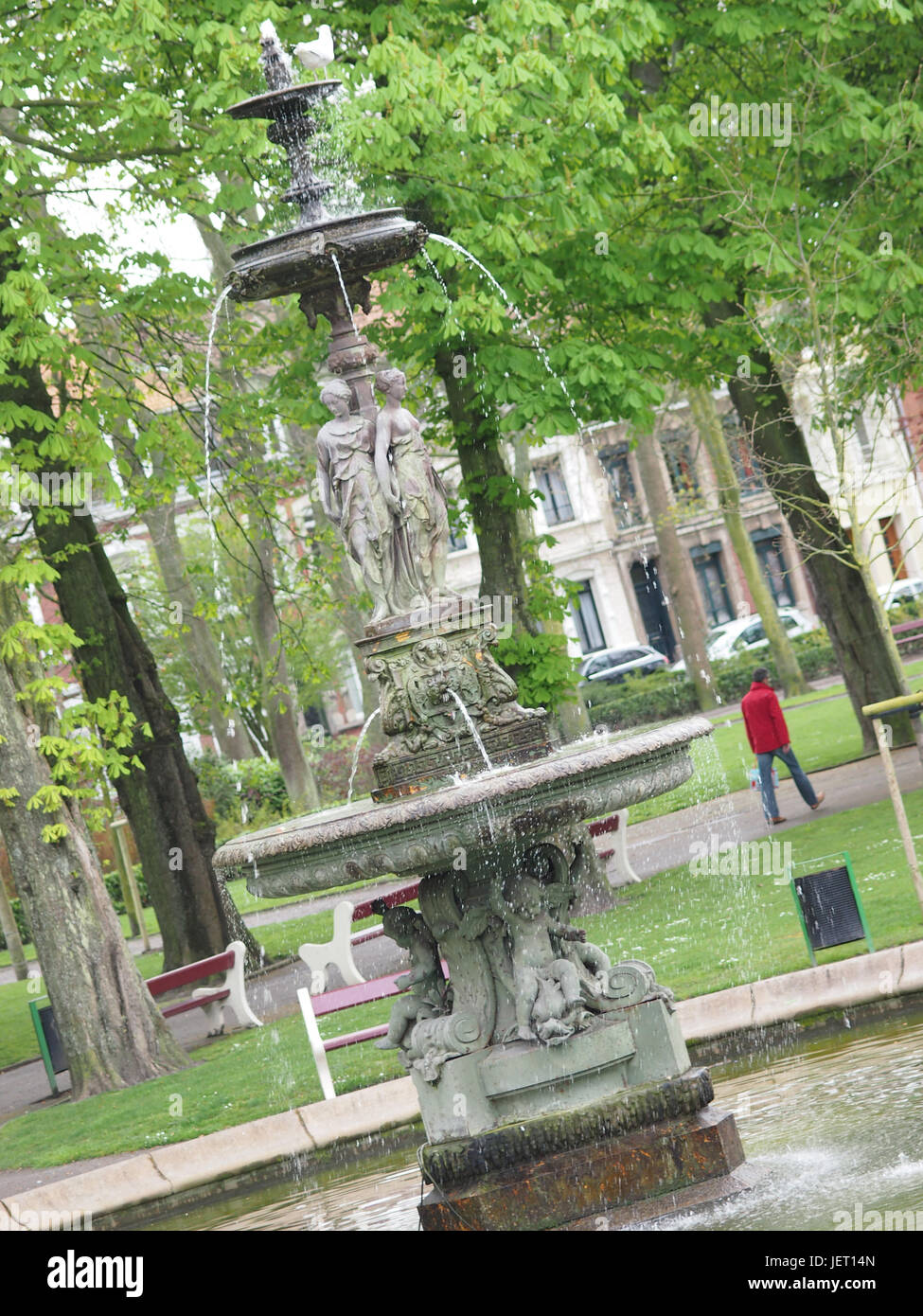 Decorative fontana di acqua in un parco nei pressi di Calais, Francia. Foto Stock