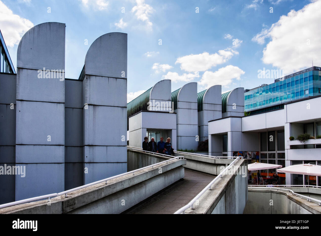 Berlino,Tiergarten.L'edificio Bauhaus, Archivio Bauhaus,Museo del design è un centro di documentazione con spazi per esposizioni progettato da Walter Gropius Foto Stock