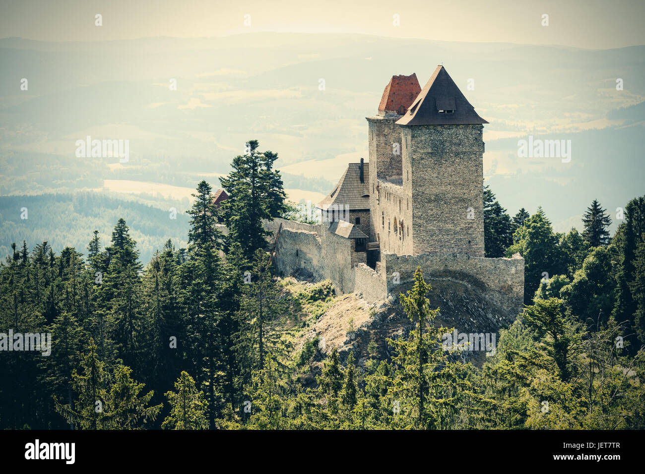 Il castello di Kasperk, parco nazionale Sumava. Kasperk castello nei pressi del piccolo paese di Kasperske Hory, foresta Boema, Sud Sumava , Repubblica Ceca Foto Stock